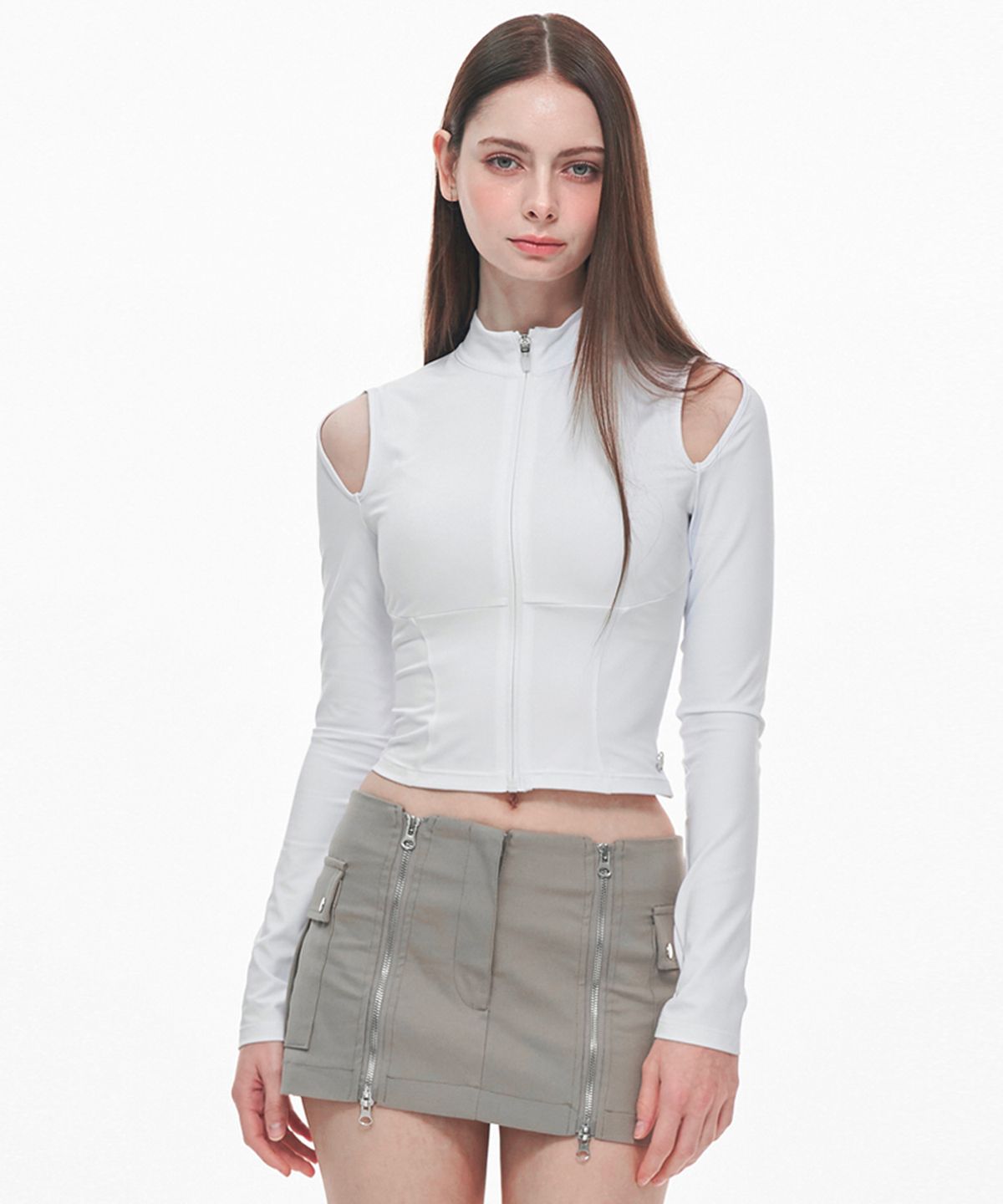 유움(UUM) SHOULDER HOLE RASH GUARD WHITE