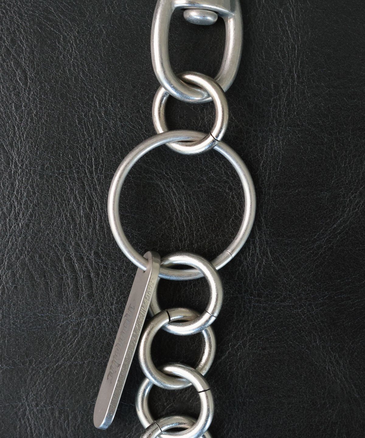 노말릭(NOMALIC) One Opportunity Keyring - Brass