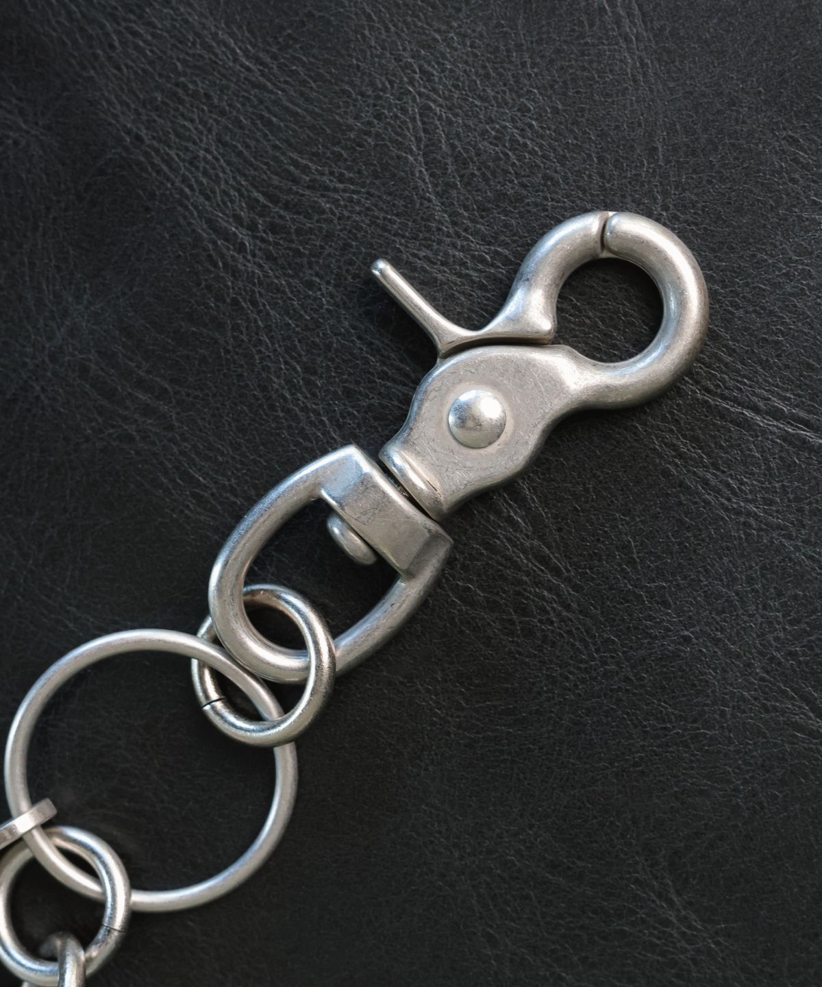 노말릭(NOMALIC) One Opportunity Keyring - Brass