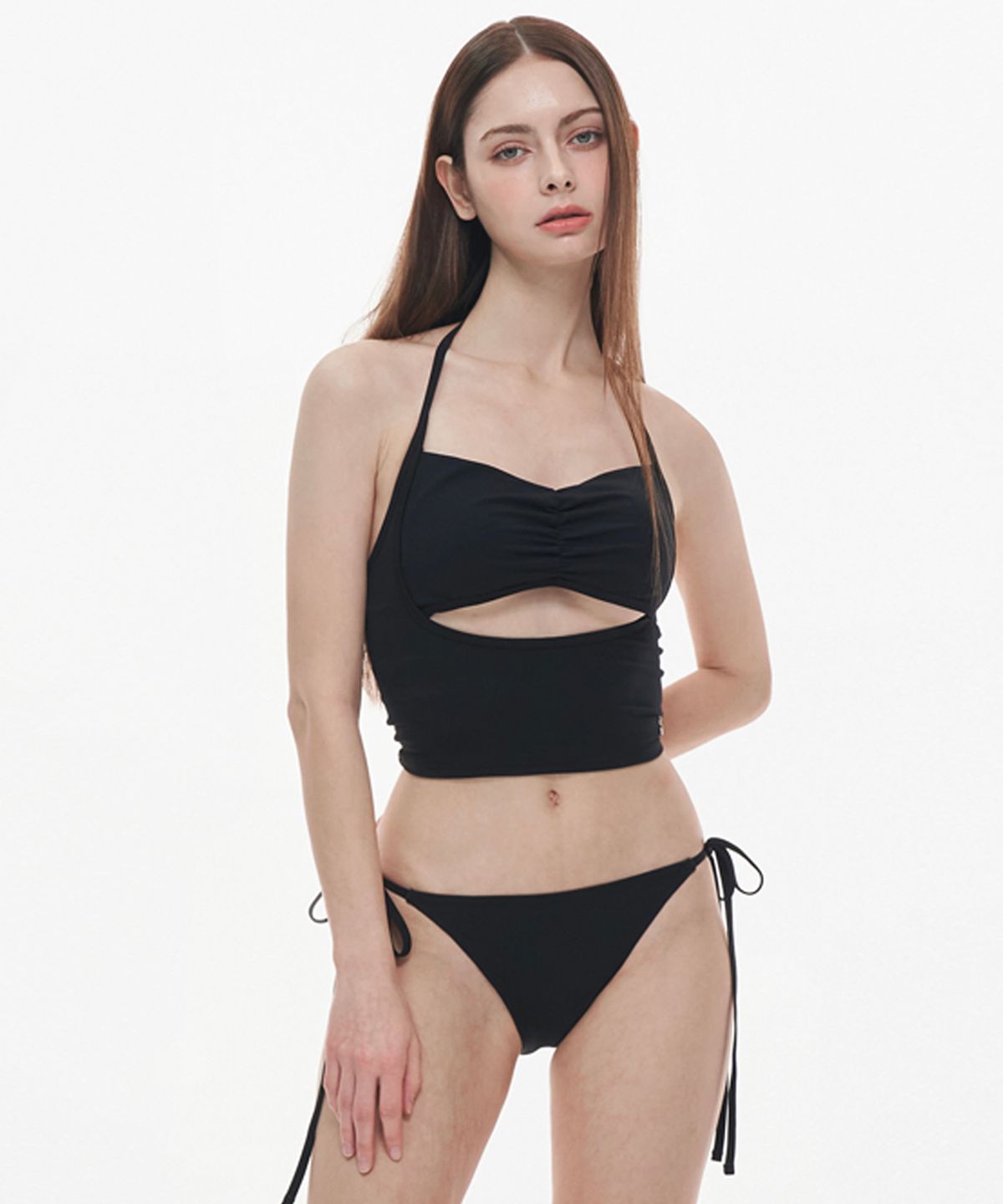 유움(UUM) UNDER BOOB BIKINI BALCK