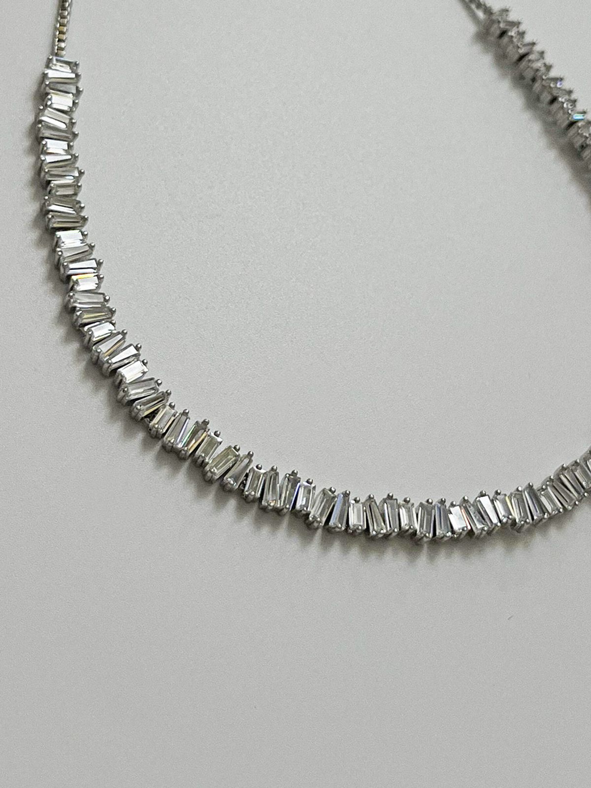 소수(SOSOO) Unbalace Zirconia Long Necklace