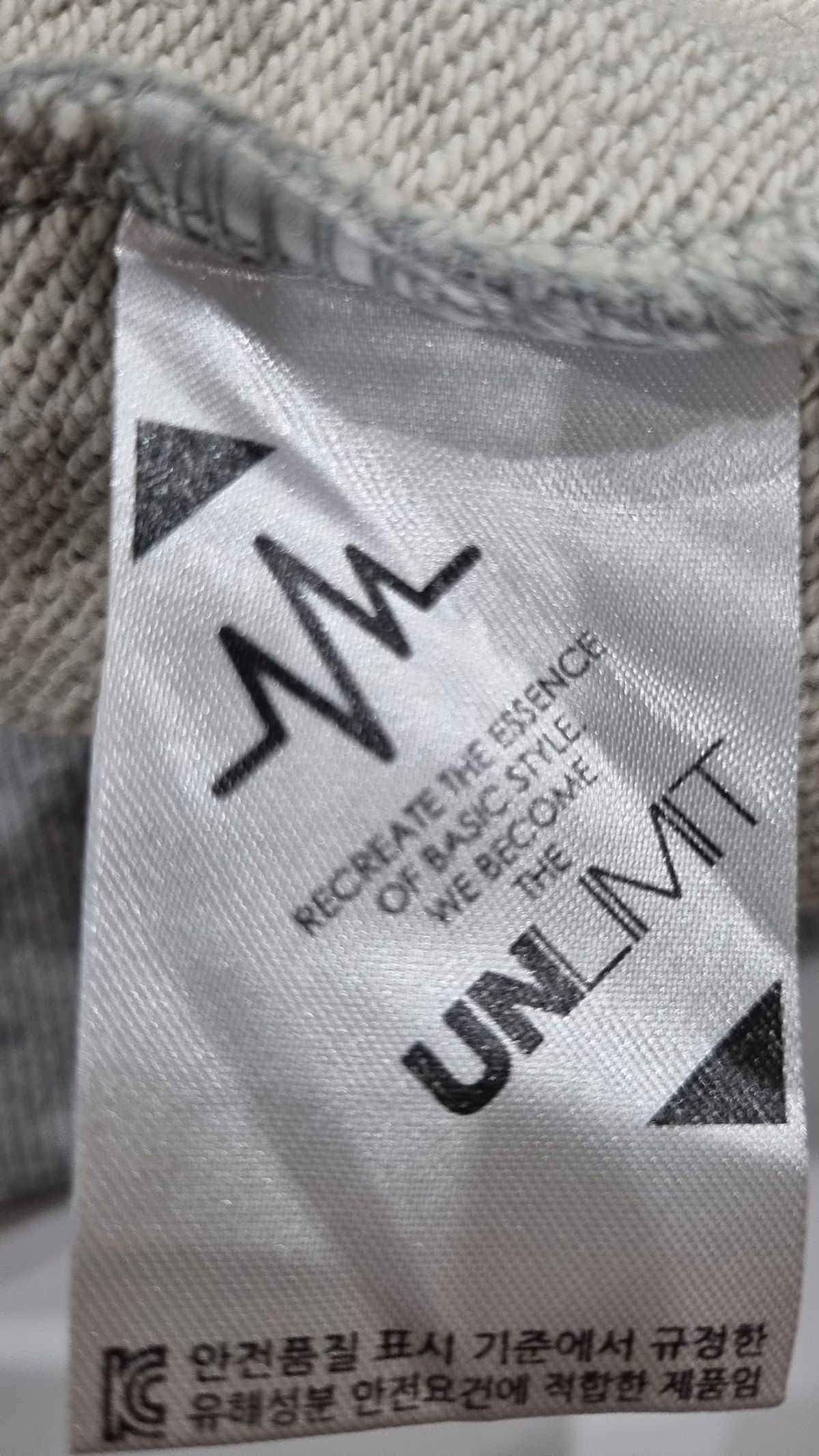 언리미티드(UNLIMITED) 후드 티셔츠 L