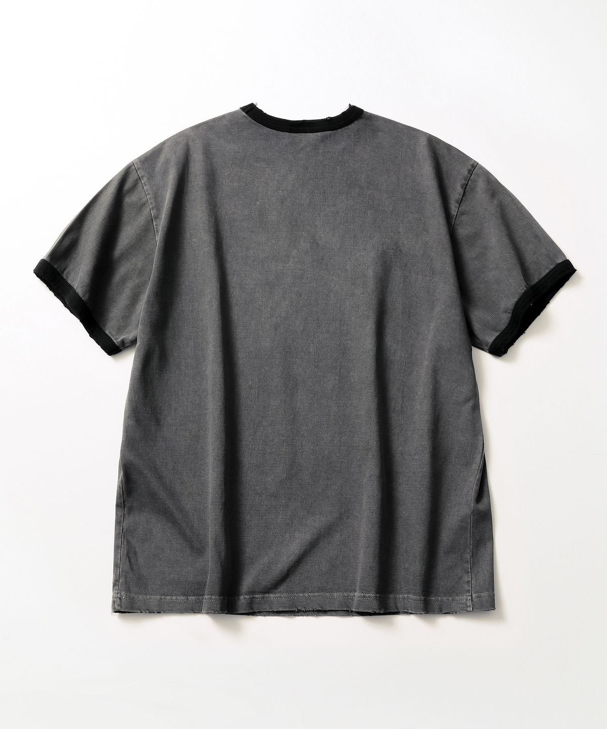 씨에이치사공사(CH.404) Signature LOGO PIGMENT RINGER TEE BLACK