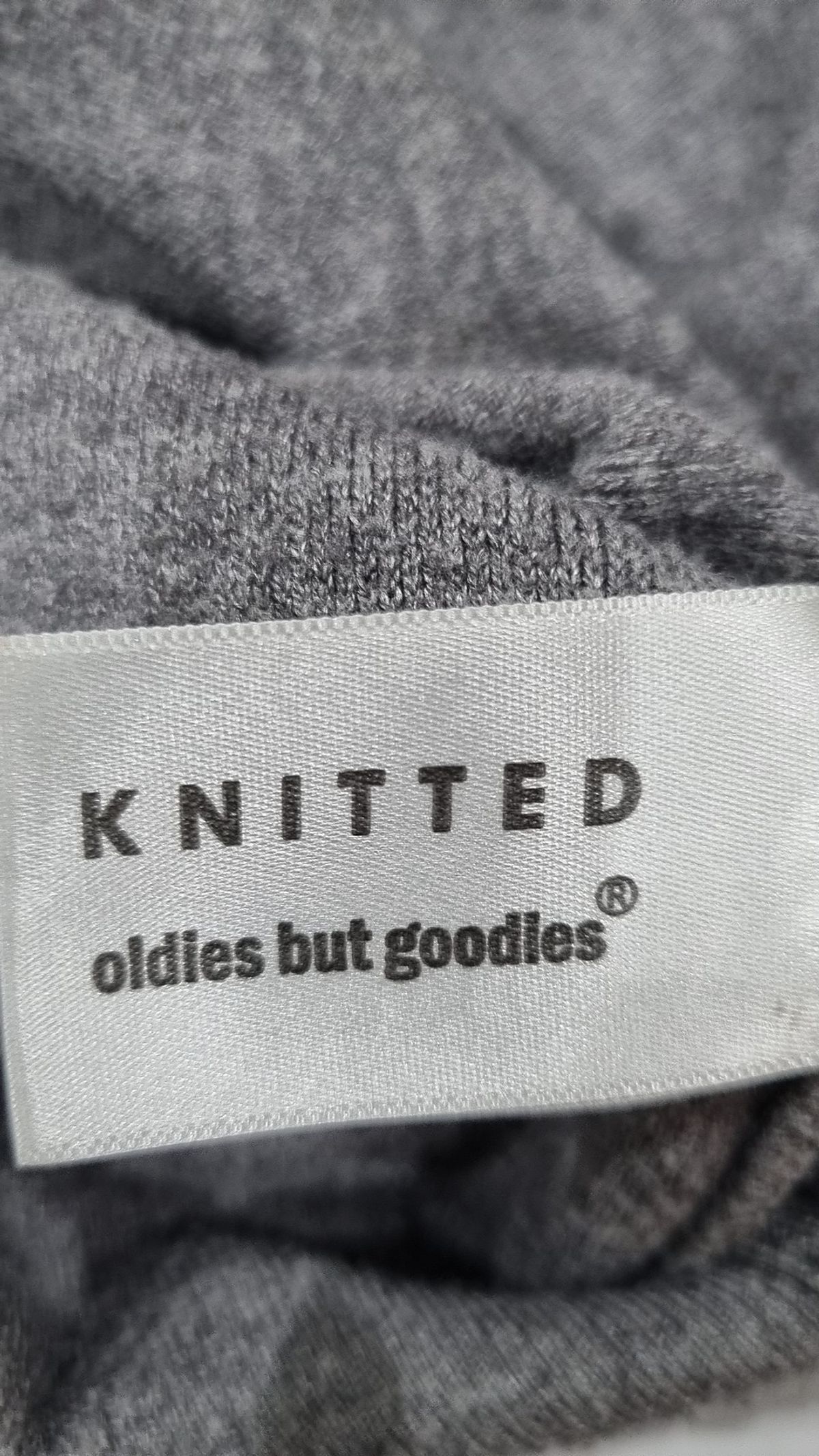 니티드(KNITTED) 카디건 M