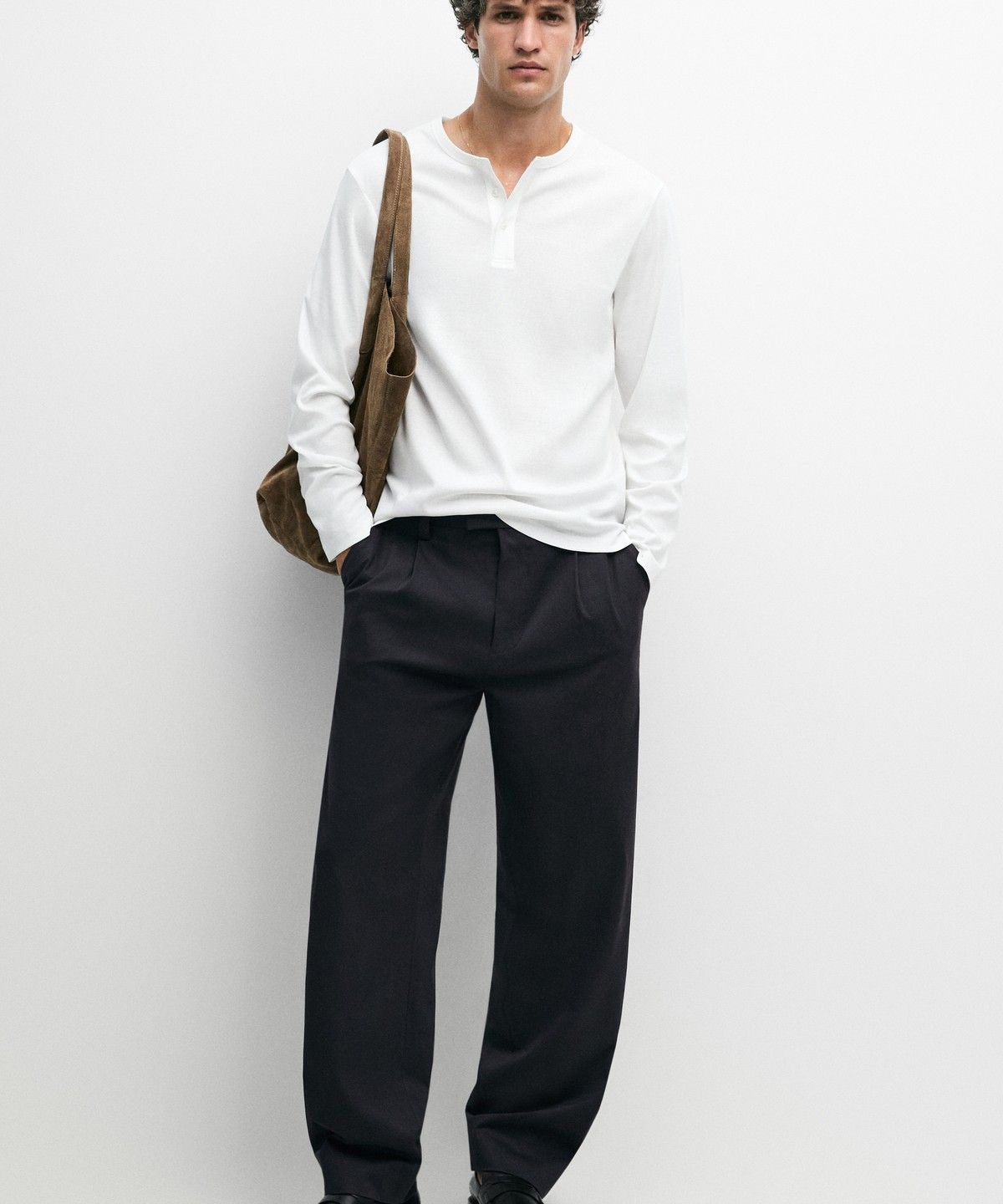 마시모두띠(MASSIMO DUTTI) 100% 코튼 헨리넥 긴소매 티셔츠