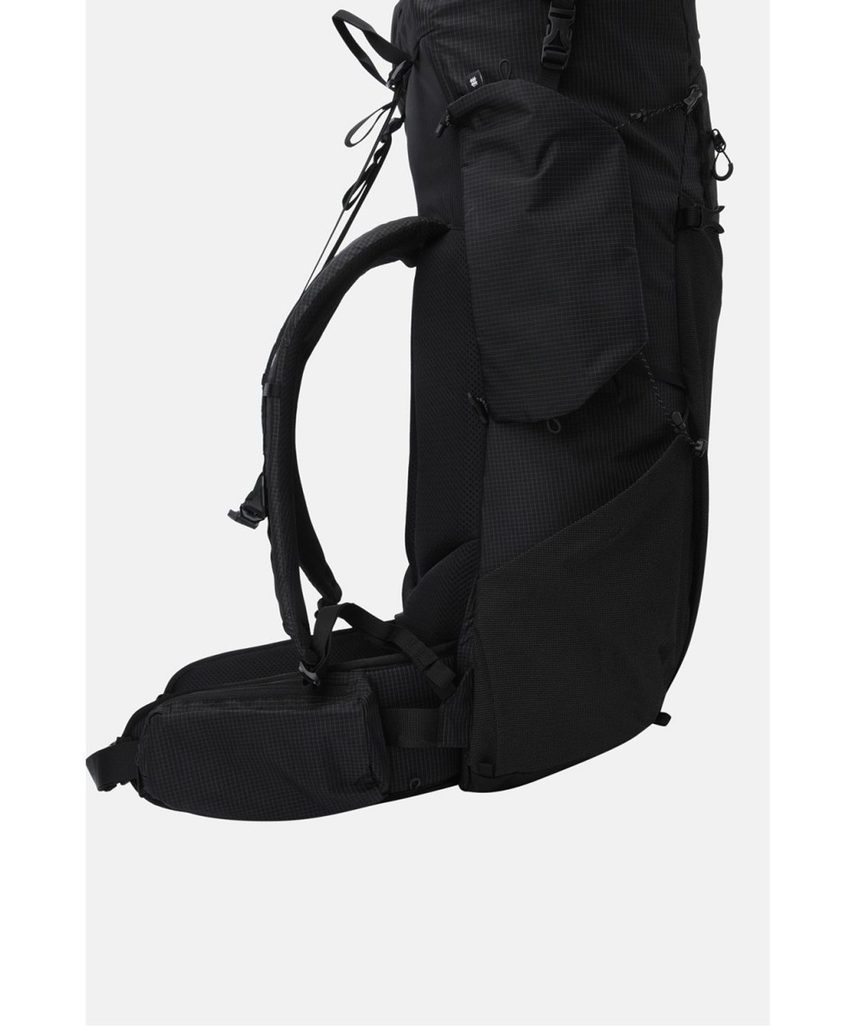 코오롱스포츠(KOLON SPORT) 롤탑형 백패킹 AXIOM 백팩 37L(+8L) QEBXX26241BLK