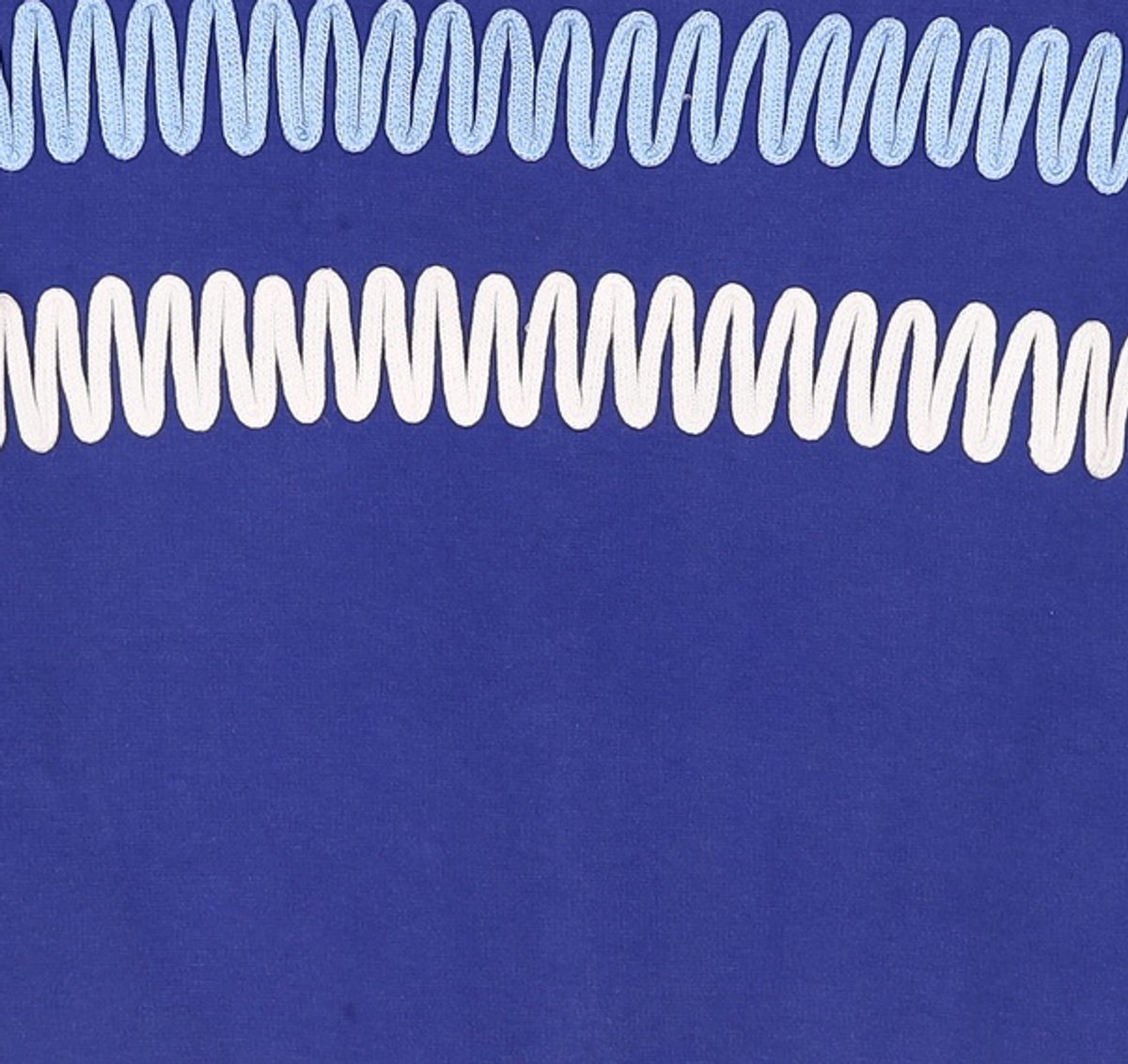 밀로그램(MILLOGREM) zigzag embroidery sweatshirts - blue FREE