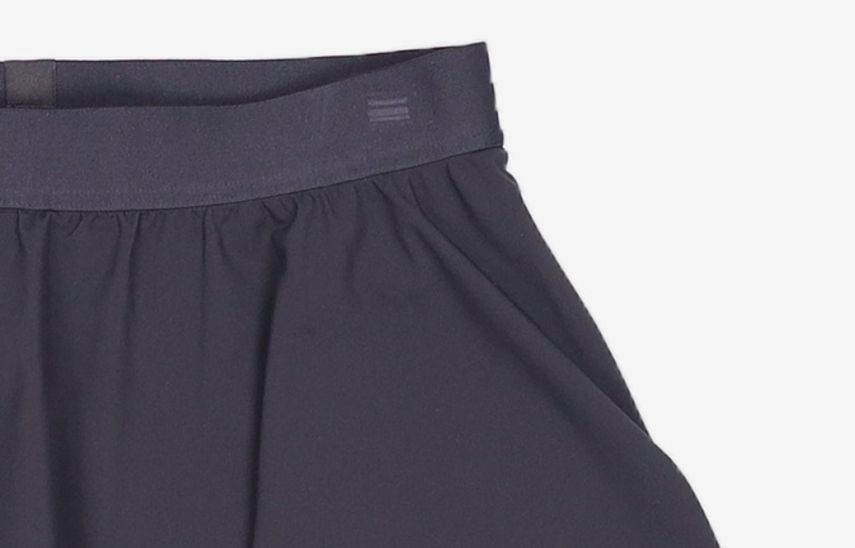 언더아머(UNDERARMOUR) 여성 스포츠 서클 스커트 1383582-001 LG