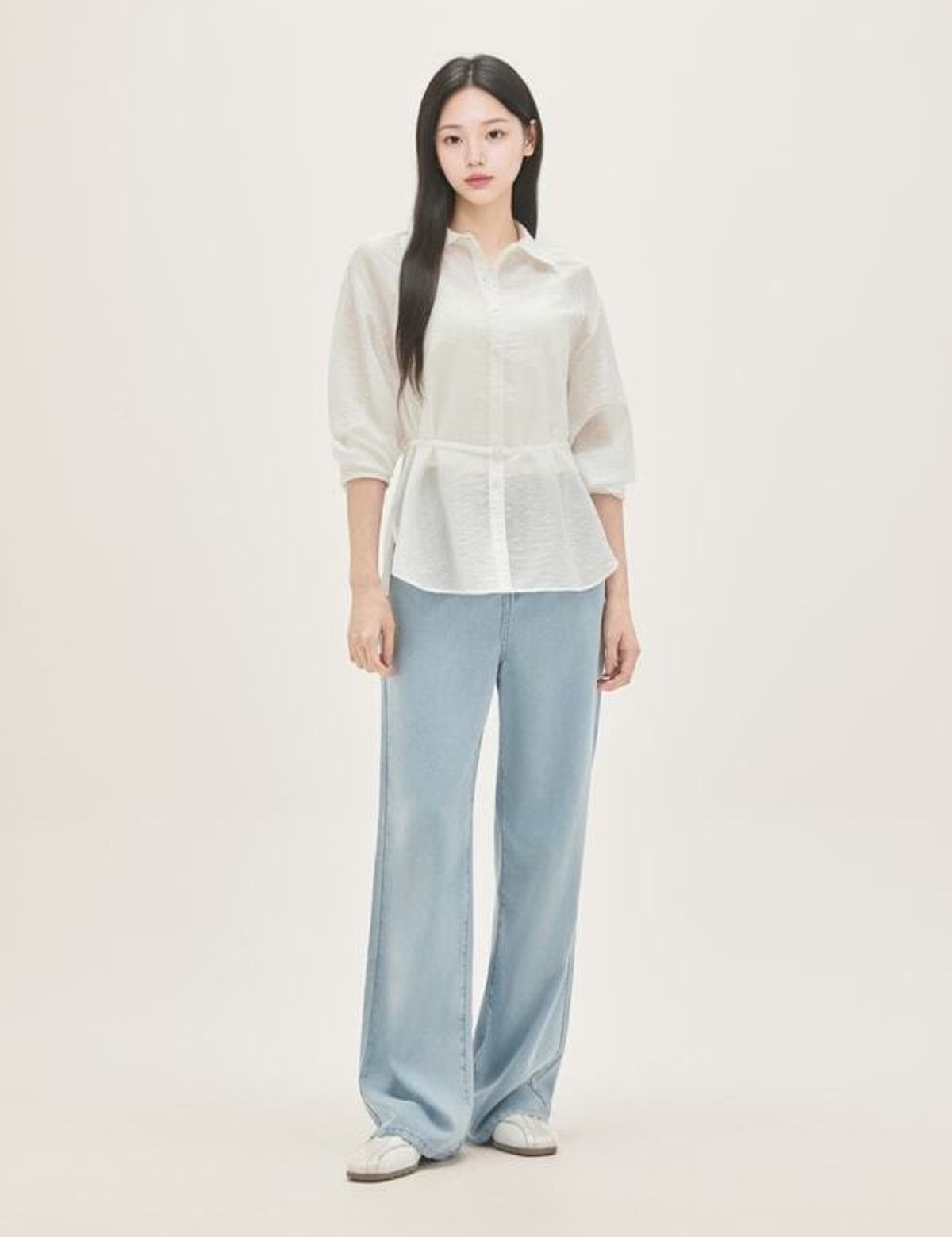 로엠(ROEM) 허리끈 디테일 롱 셔츠 RMYWG38R11