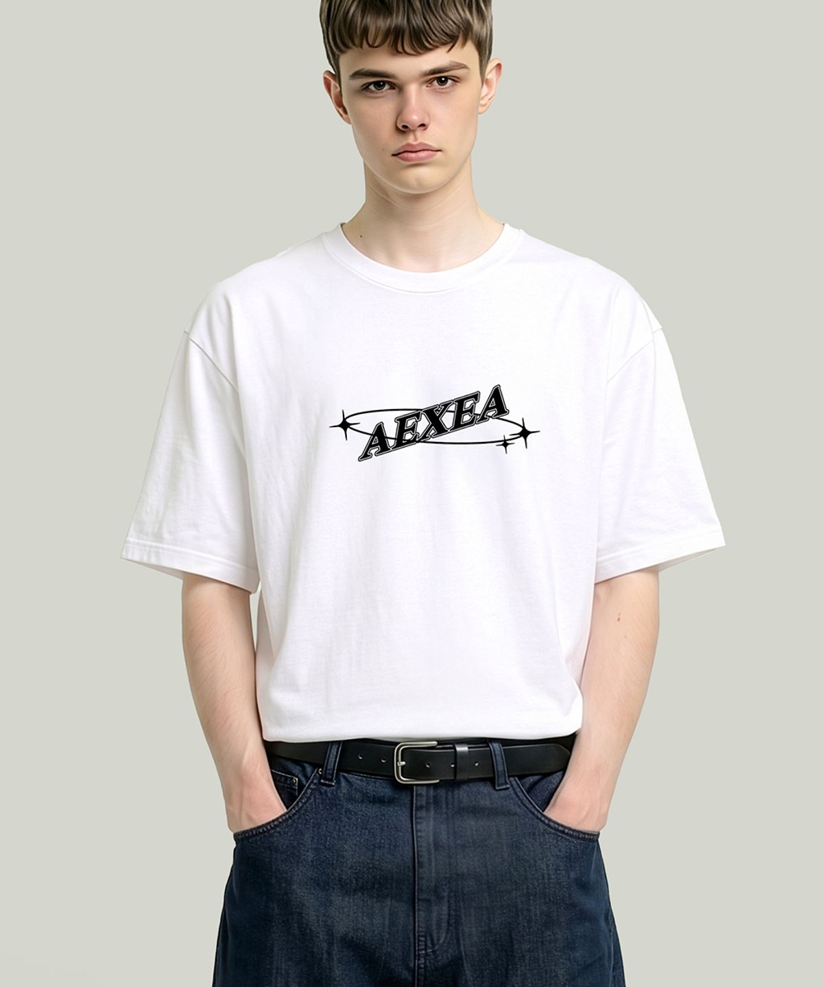 엑시아(AEXEA) 은하 라운드 반팔 티셔츠 I06BRD_ABX11343