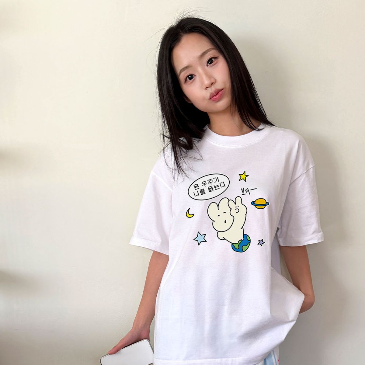 위드썸(WITHSOME) [withsome made]온 우주가 나를 돕는다 티셔츠