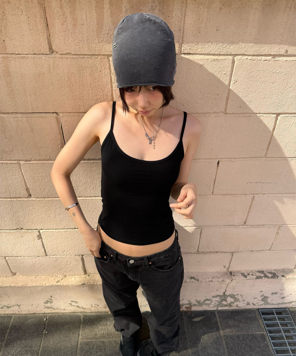 9999아카이브(9999ARCHIVE) Slick Logo Pigment Beanie