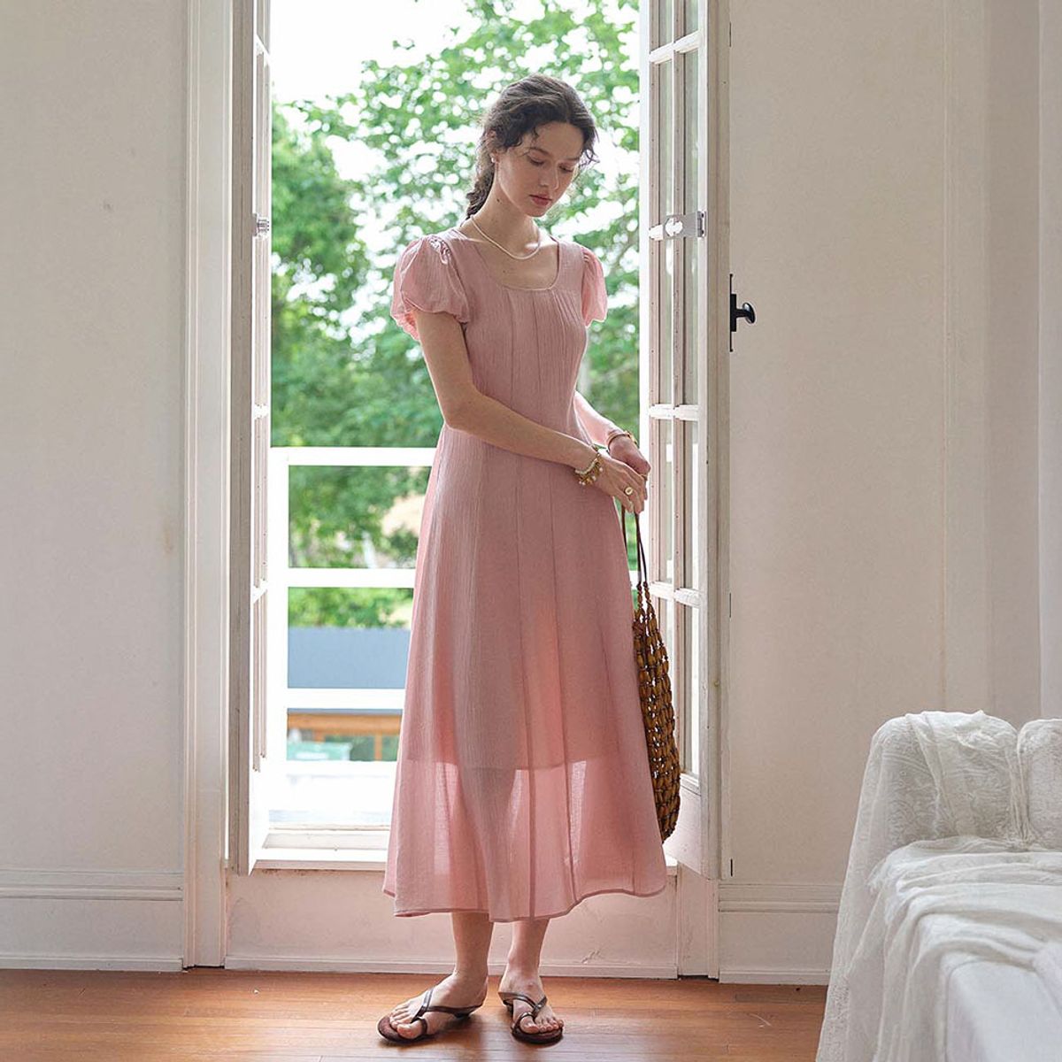 심플레트로(SIMPLE RETRO) SR_Split square neck dress
