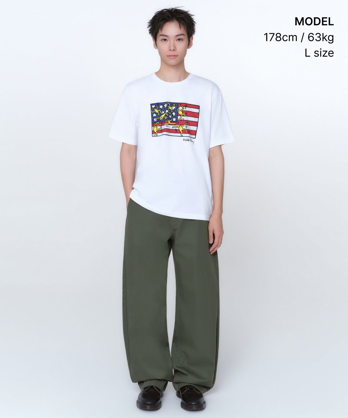 무신사 스탠다드(MUSINSA STANDARD) [키스 해링 컬렉션] American Flag 티셔츠 [화이트]