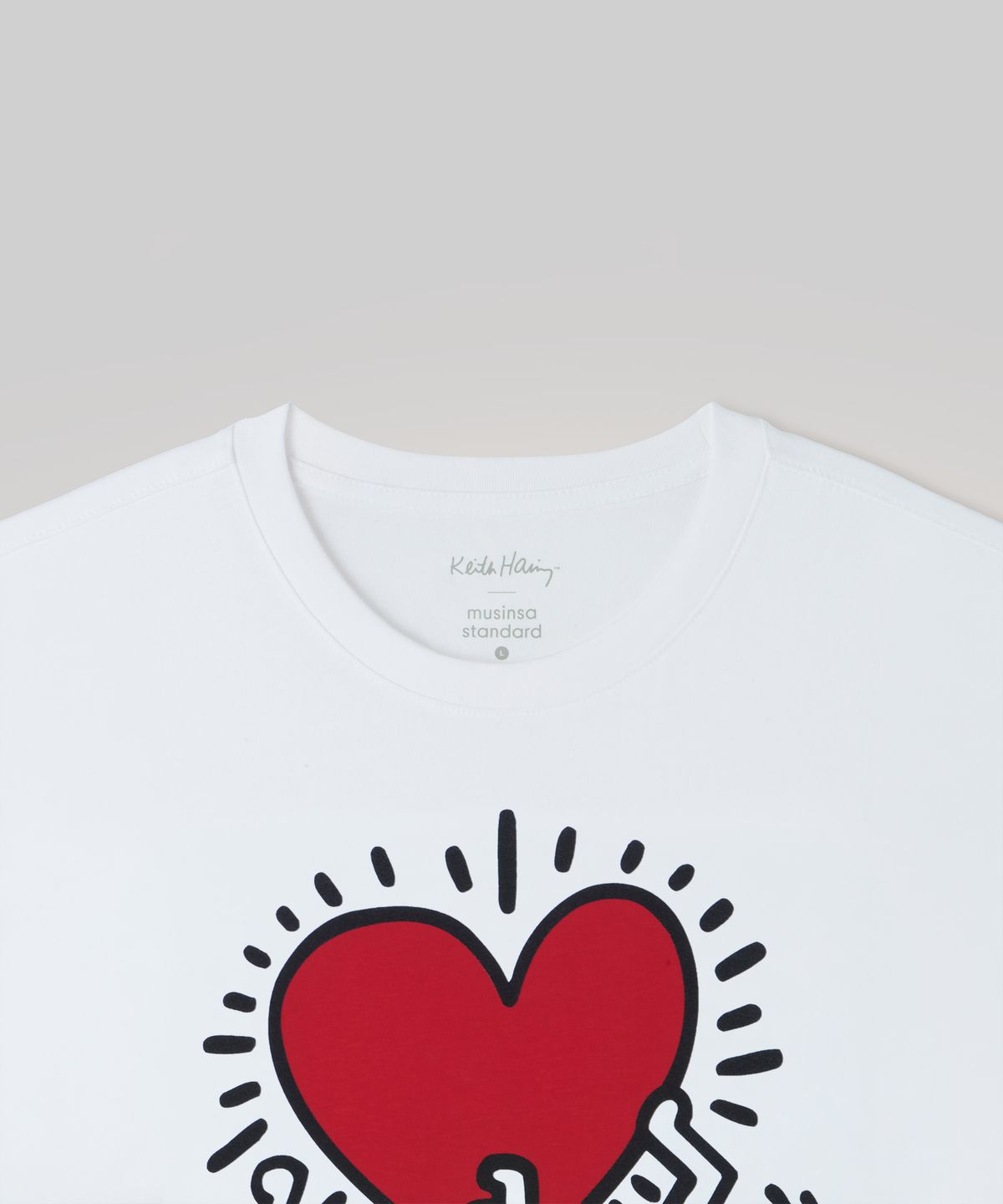 무신사 스탠다드(MUSINSA STANDARD) [키스 해링 컬렉션] Heart 티셔츠 [화이트]