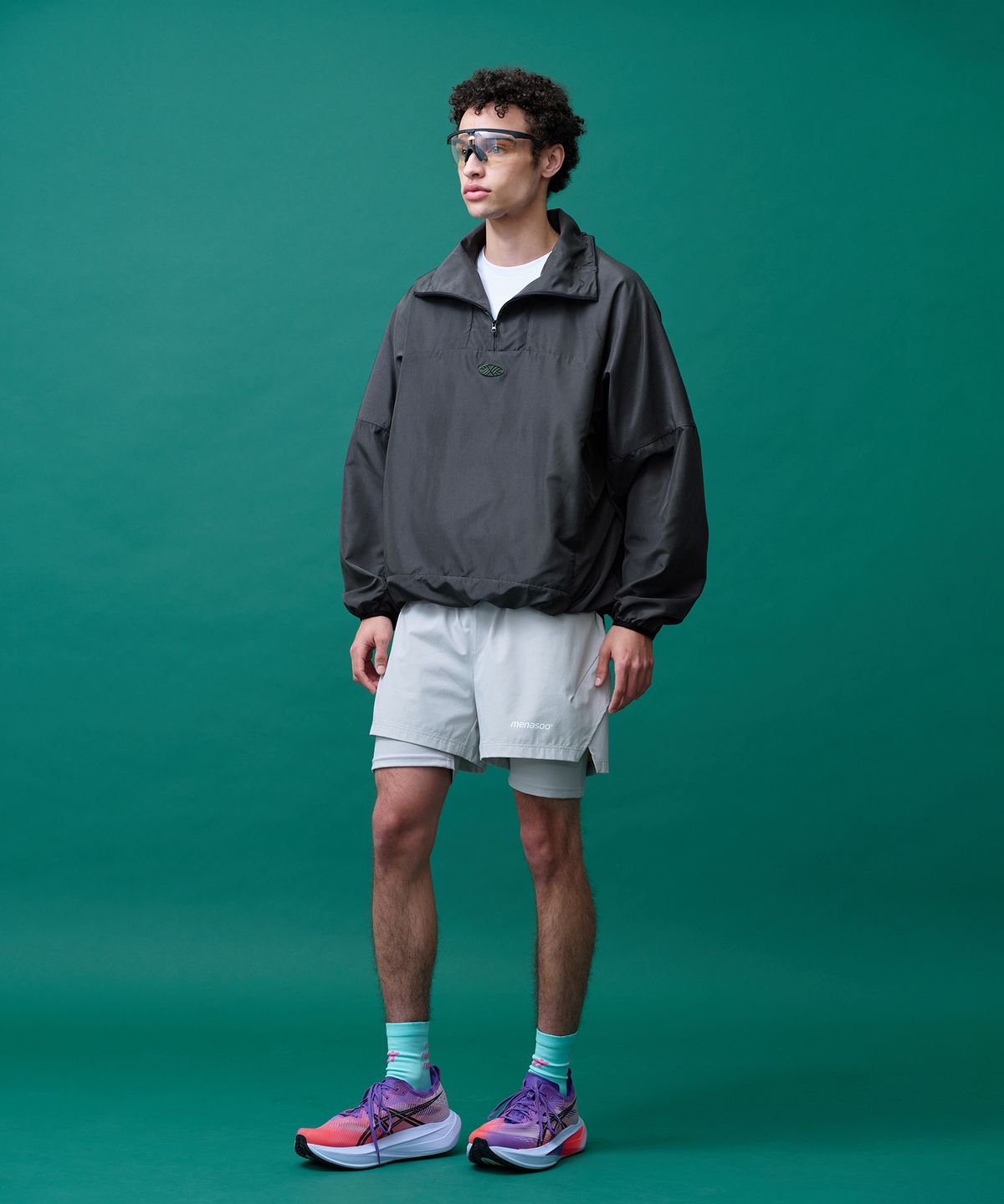 미나수(MENASOO) Unisex Easy Move Half Zip_Khaki