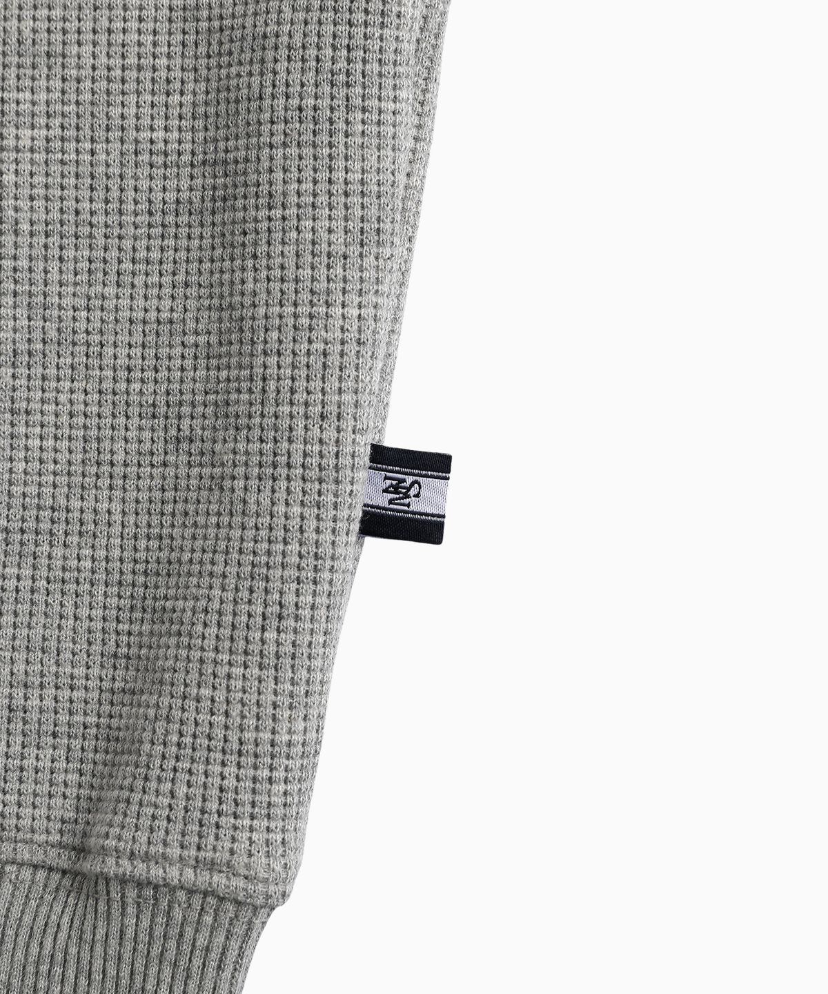 미나수(MENASOO) Snap Waffle Sweatshirt_Melange Gray
