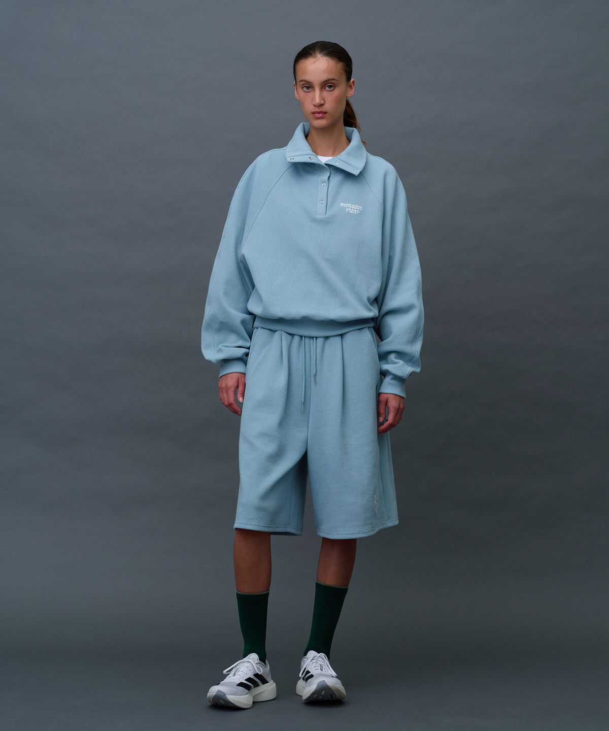 미나수(MENASOO) Waffle Sweat Training Bermuda Pants_Skyblue
