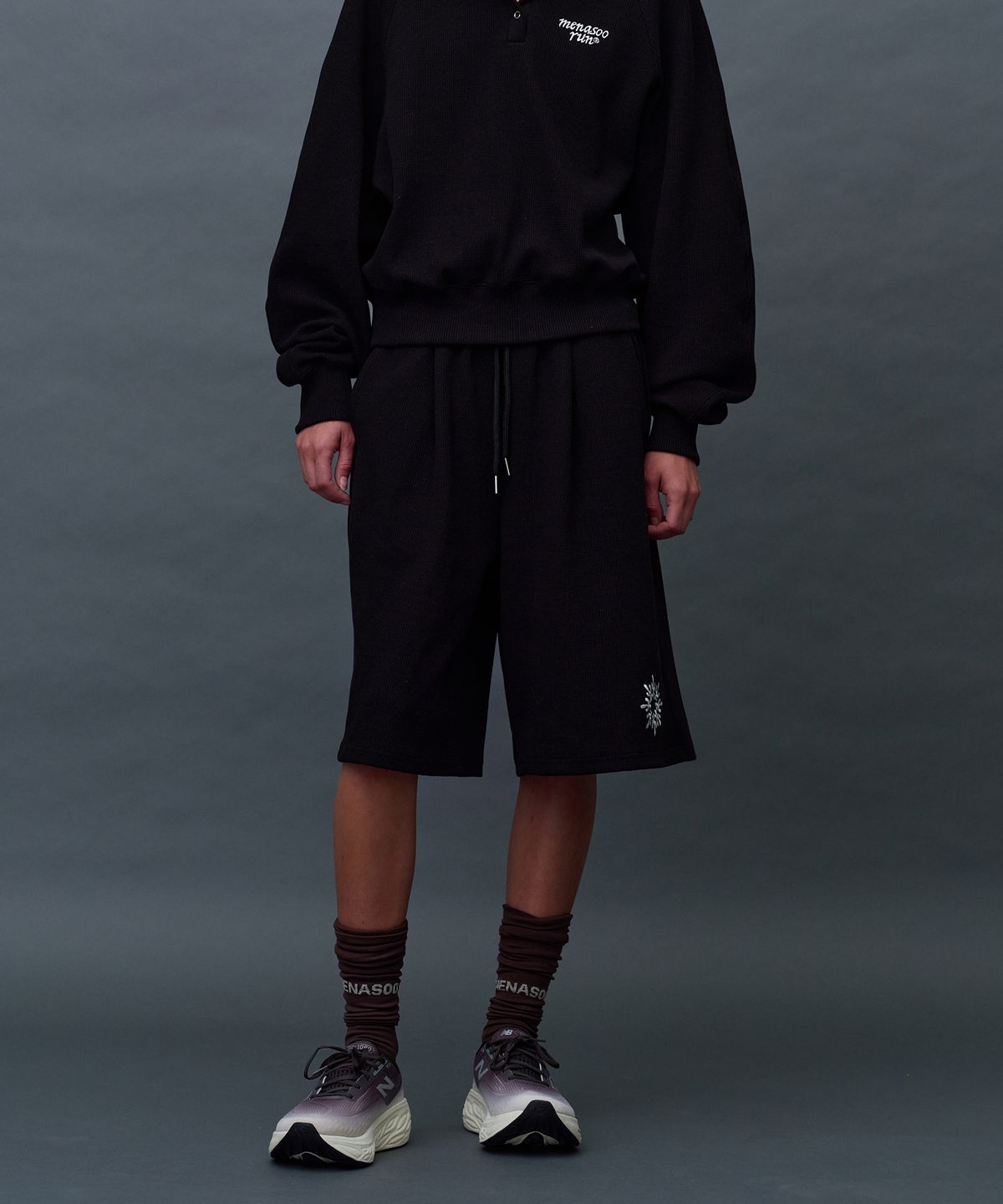 미나수(MENASOO) Waffle Sweat Training Bermuda Pants_Black