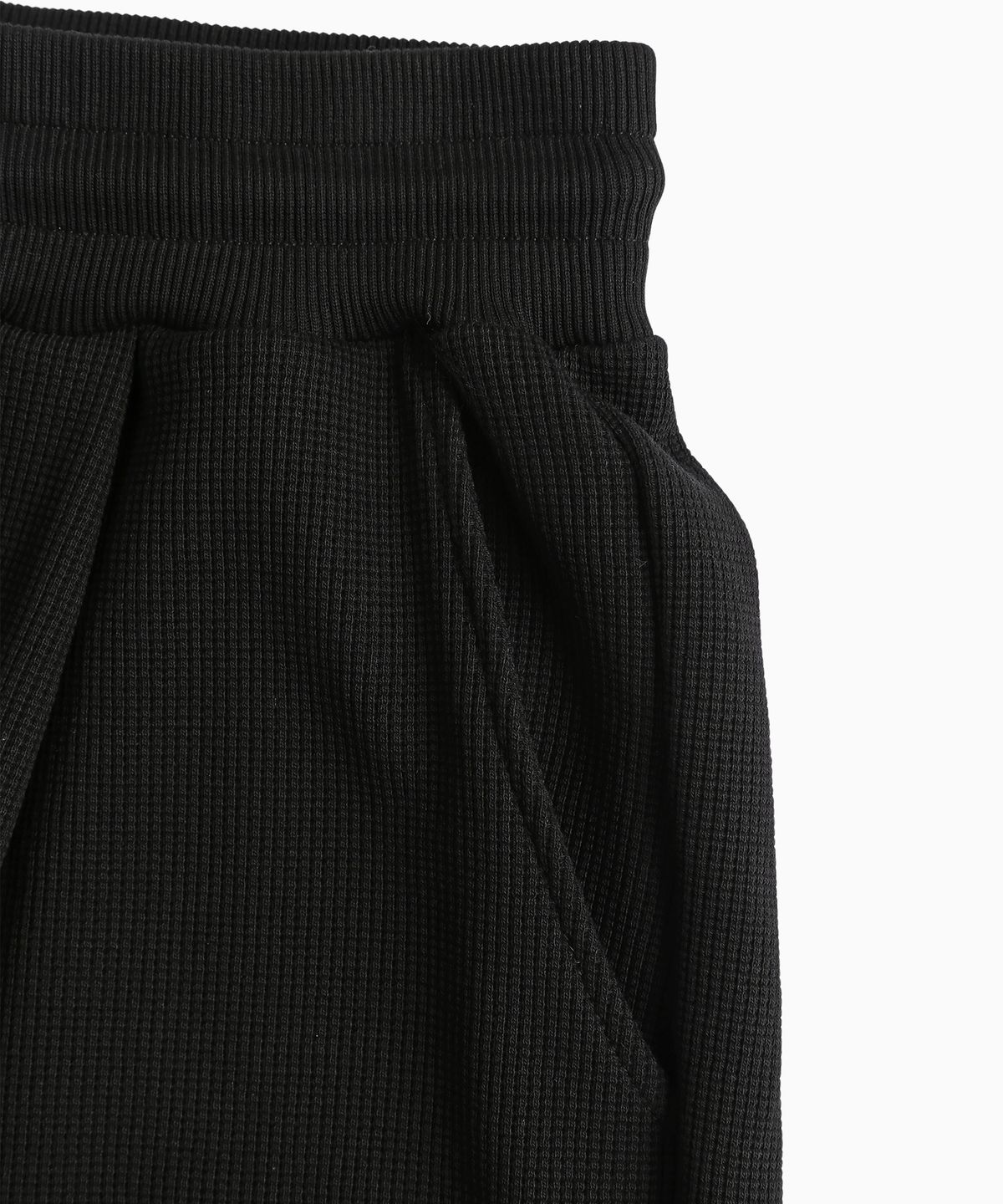미나수(MENASOO) Waffle Sweat Training Bermuda Pants_Black