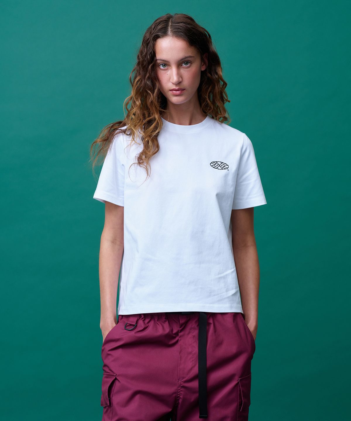 미나수(MENASOO) Run Symbol Sorona T Shirt (Basic Fit)_White