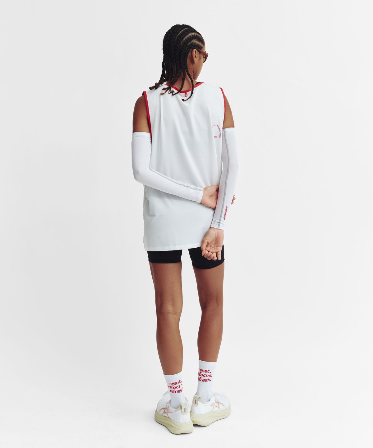 미나수(MENASOO) Flow Running Crew Socks_White