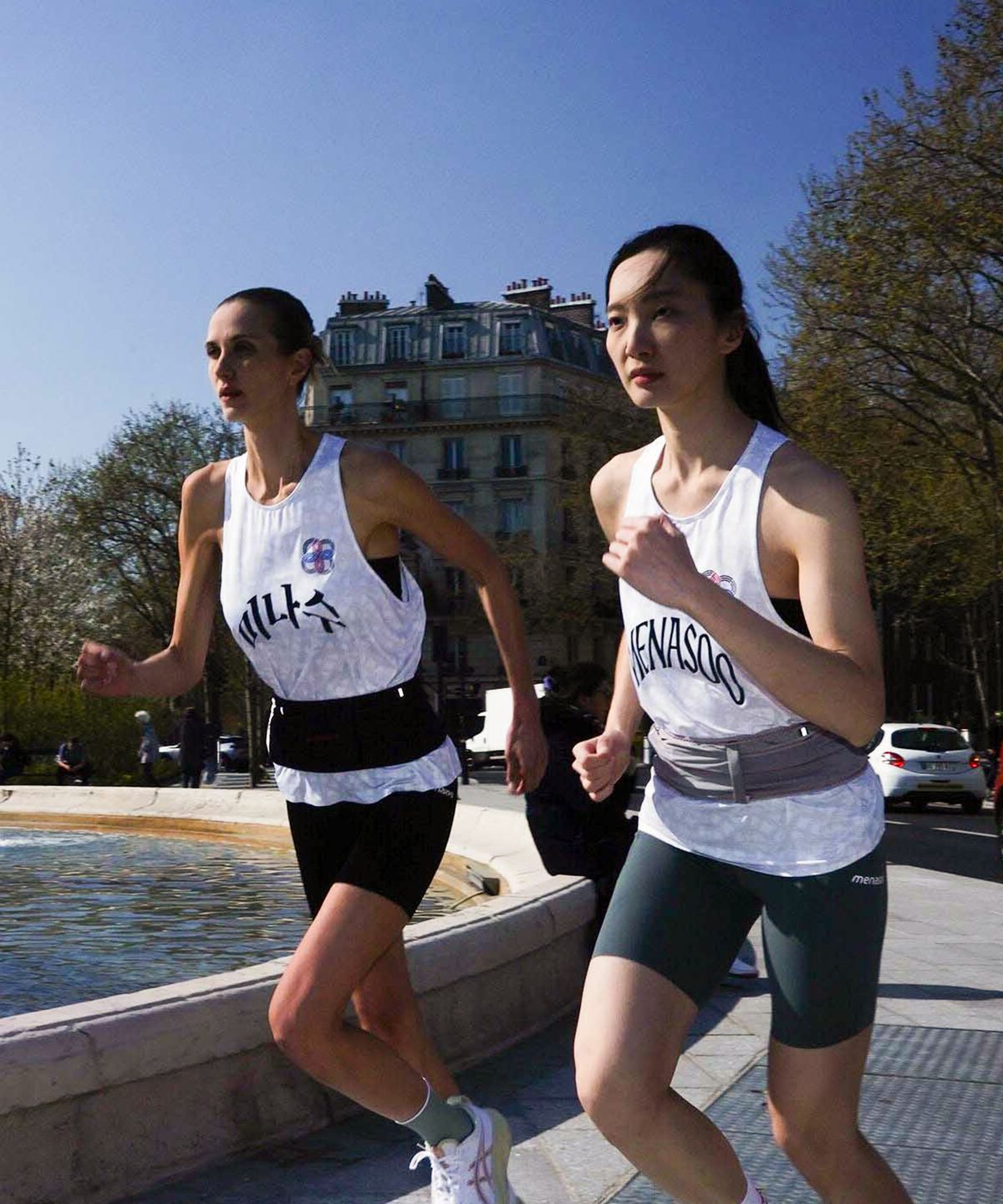 미나수(MENASOO) Unisex Icon Running Singlet_White