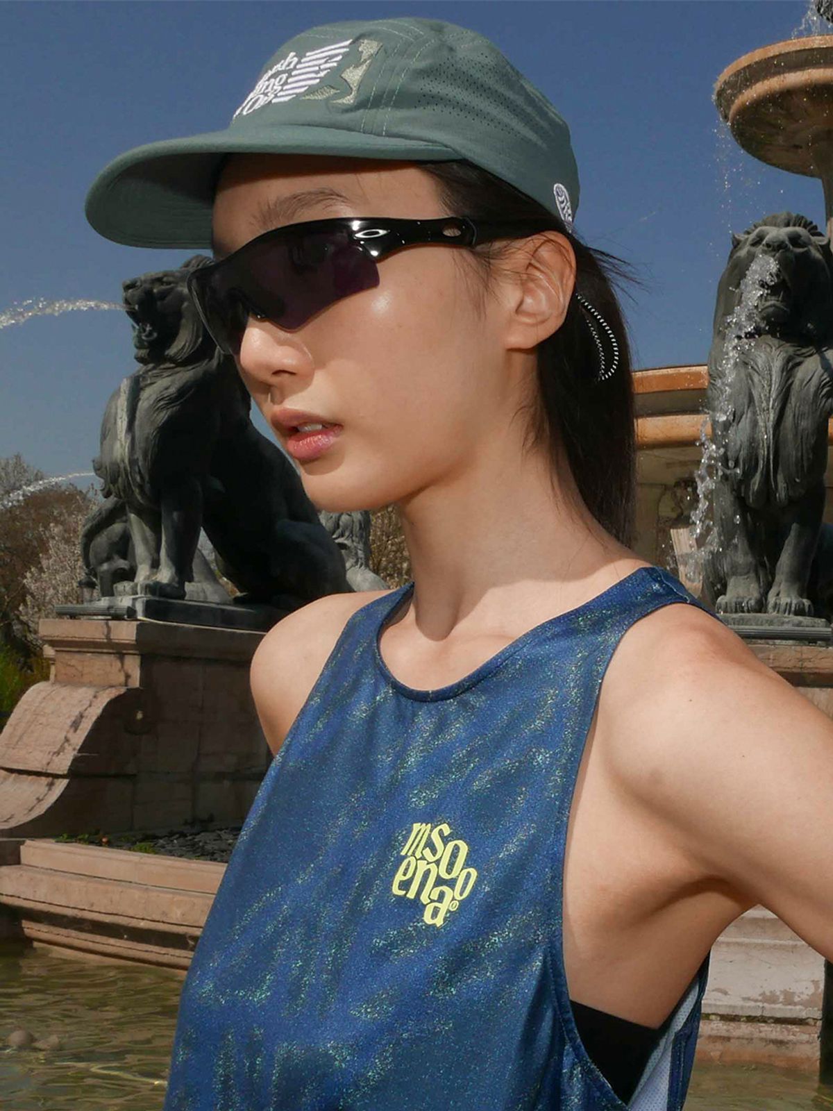 미나수(MENASOO) Unisex Pace Trace Singlet_Deep Blue