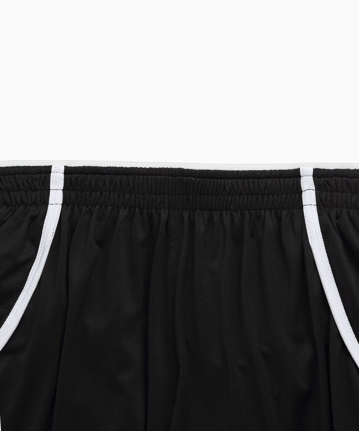미나수(MENASOO) Mesh Runner Soft Shorts_Black