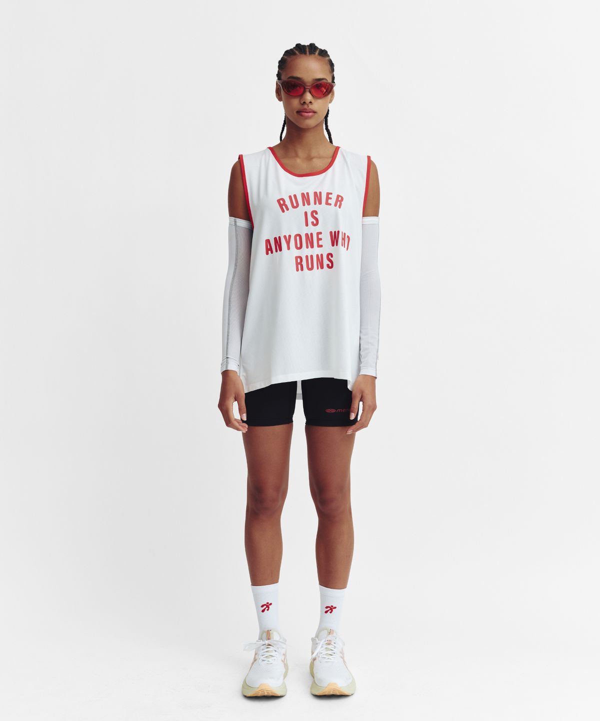 미나수(MENASOO) Mesh Runner Club Sleeveless Top_White
