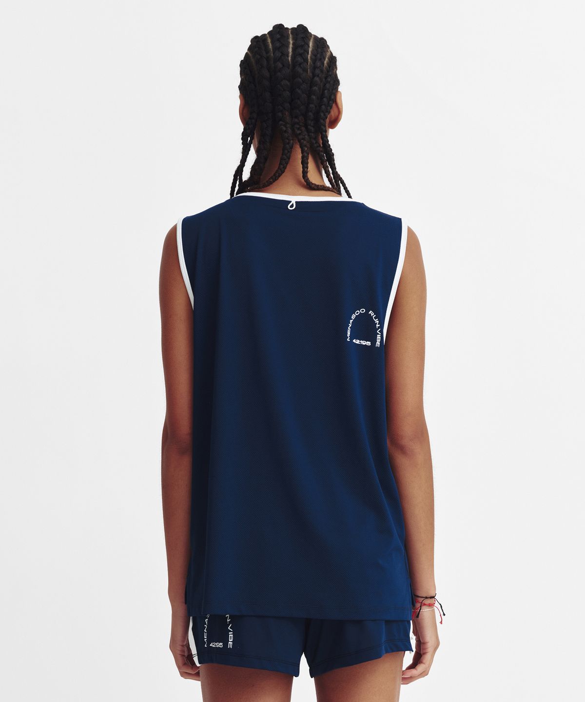 미나수(MENASOO) Mesh Runner Club Sleeveless Top_Navy