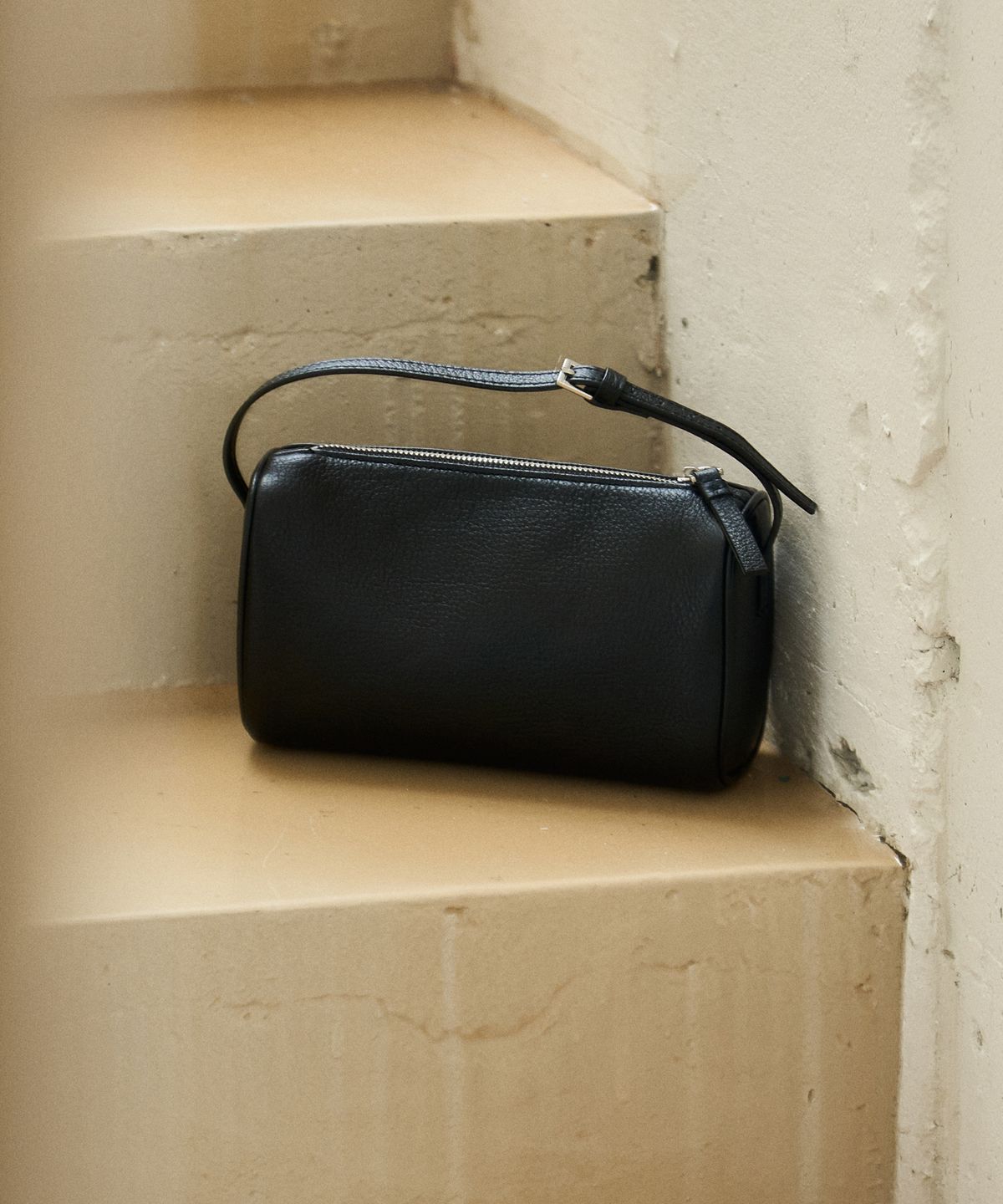 엘리오티(ELLIOTI) Esme Bag_Black