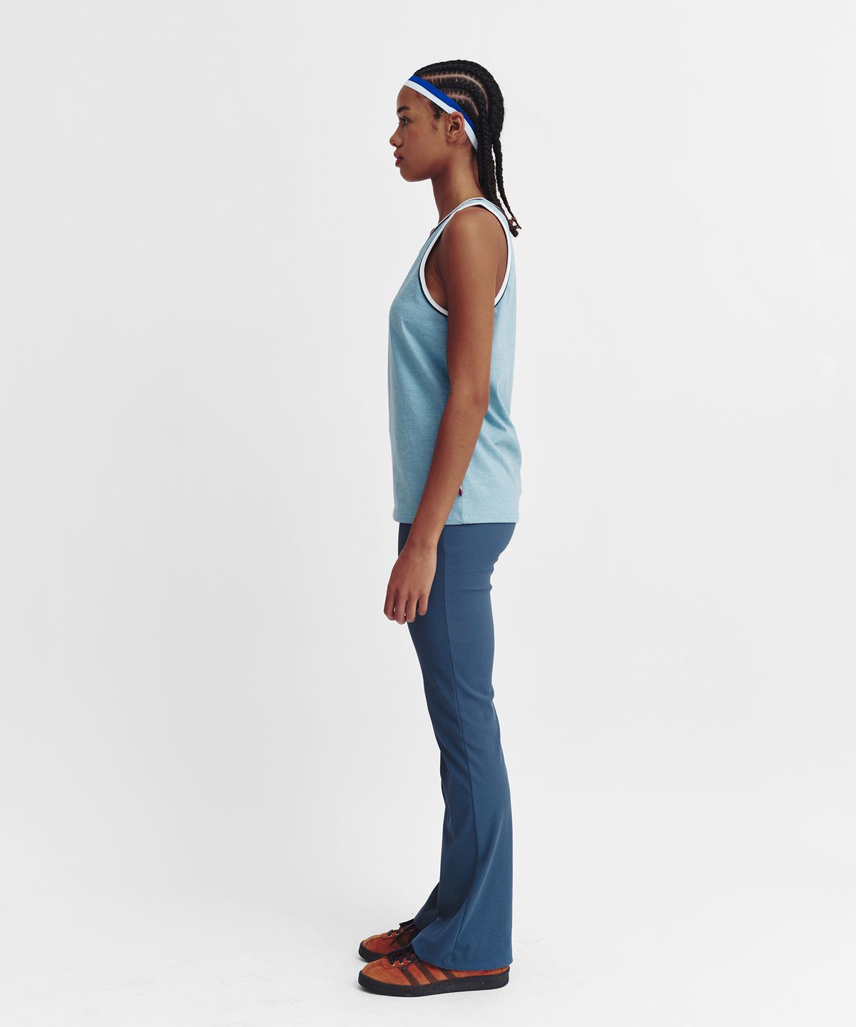 미나수(MENASOO) Move Fit Bootcut Ribbed Pants_Skyblue