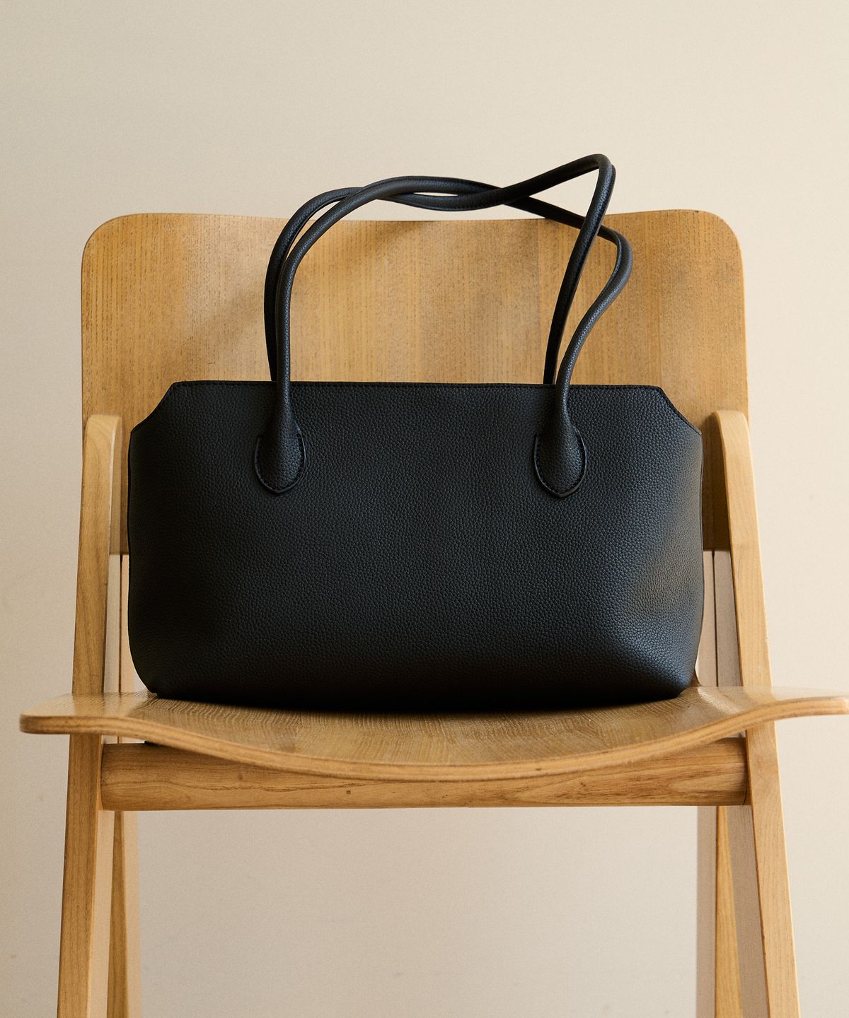 엘리오티(ELLIOTI) Manon Bag_Black