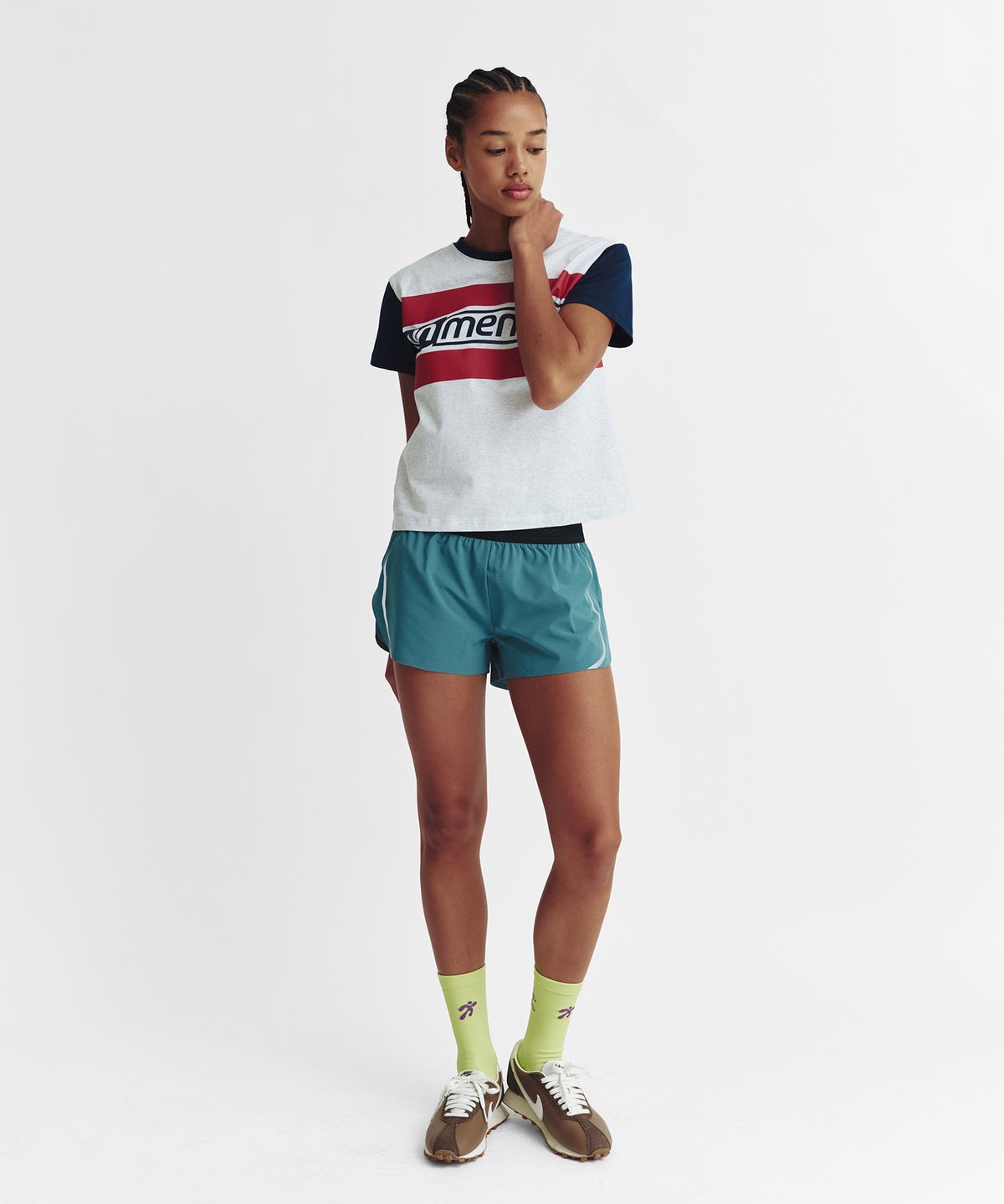 미나수(MENASOO) Menasoo Run Logo Short Sleeve T Shirt_White Melange