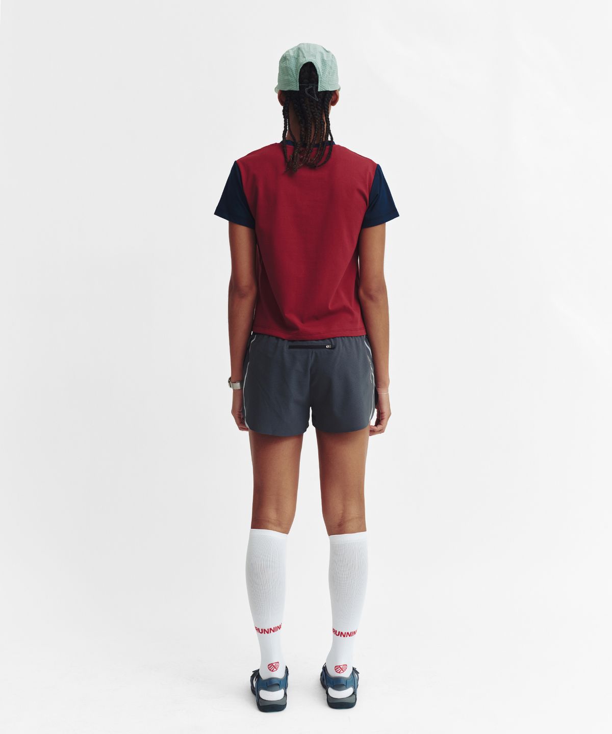 미나수(MENASOO) Menasoo Run Logo Short Sleeve T Shirt_Red
