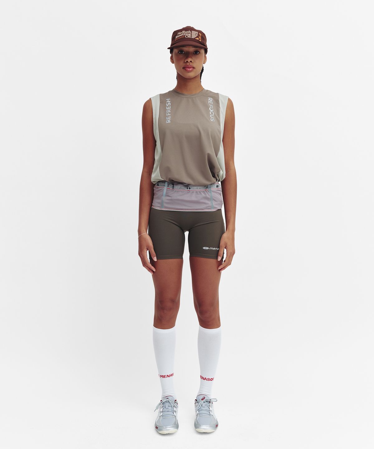 미나수(MENASOO) Refocus Mesh Sleeveless Top_Khaki