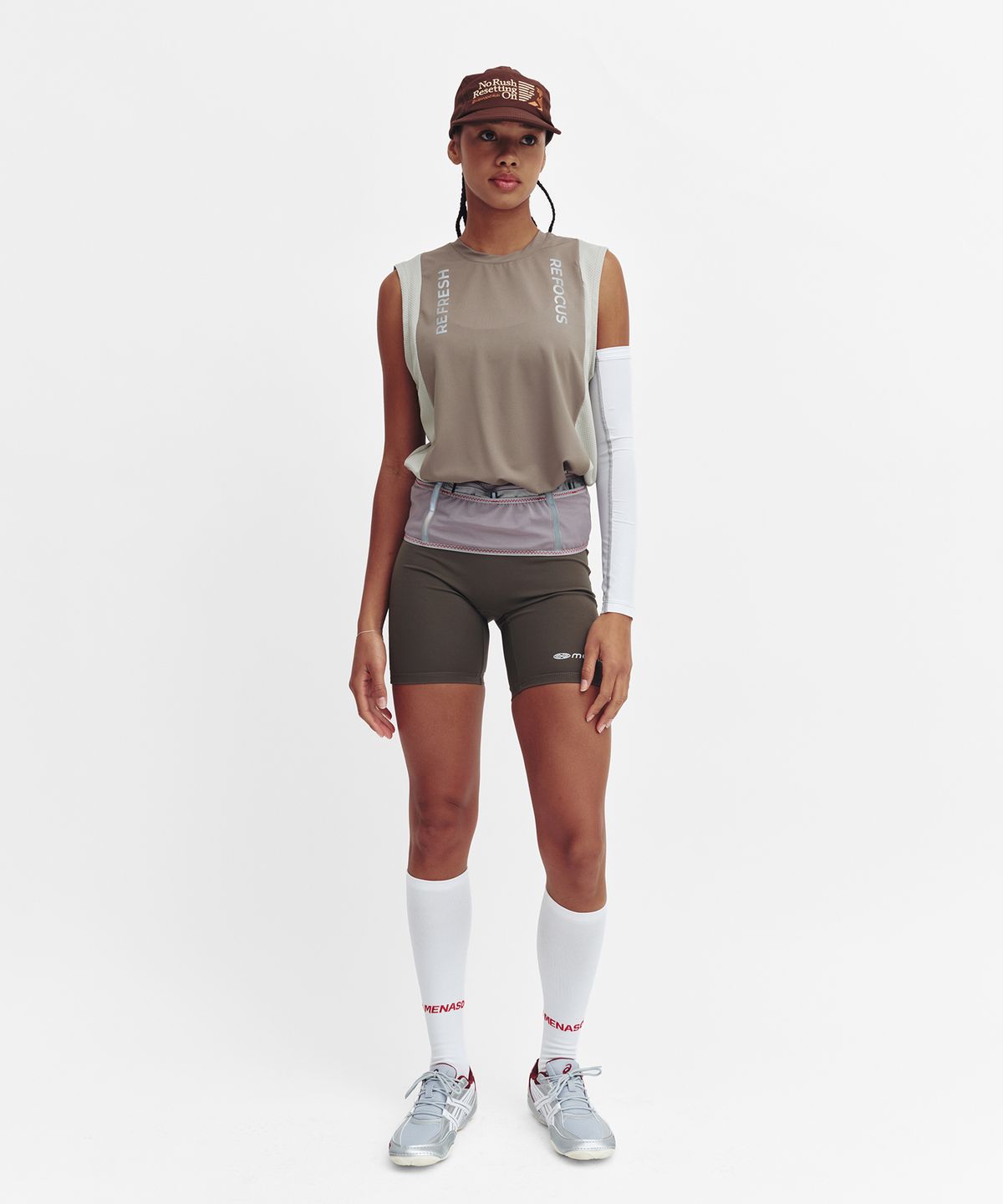 미나수(MENASOO) Refocus Mesh Sleeveless Top_Khaki