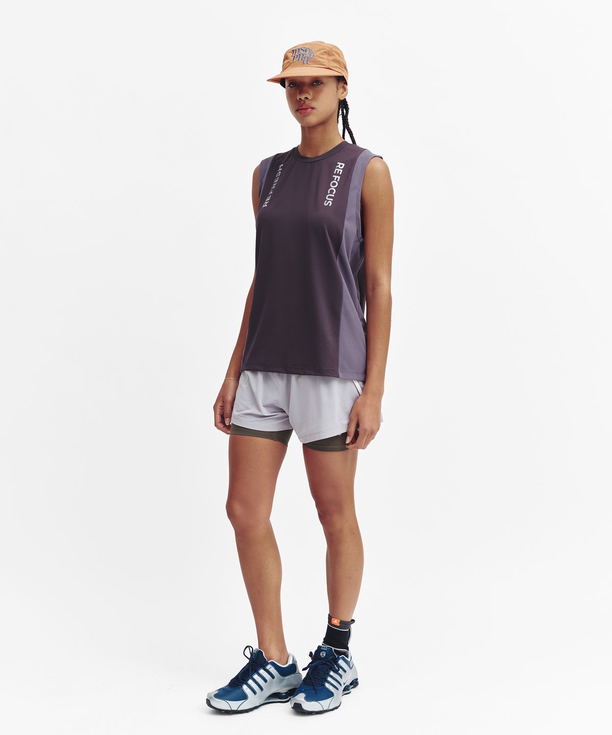 미나수(MENASOO) Refocus Mesh Sleeveless Top_Charcoal