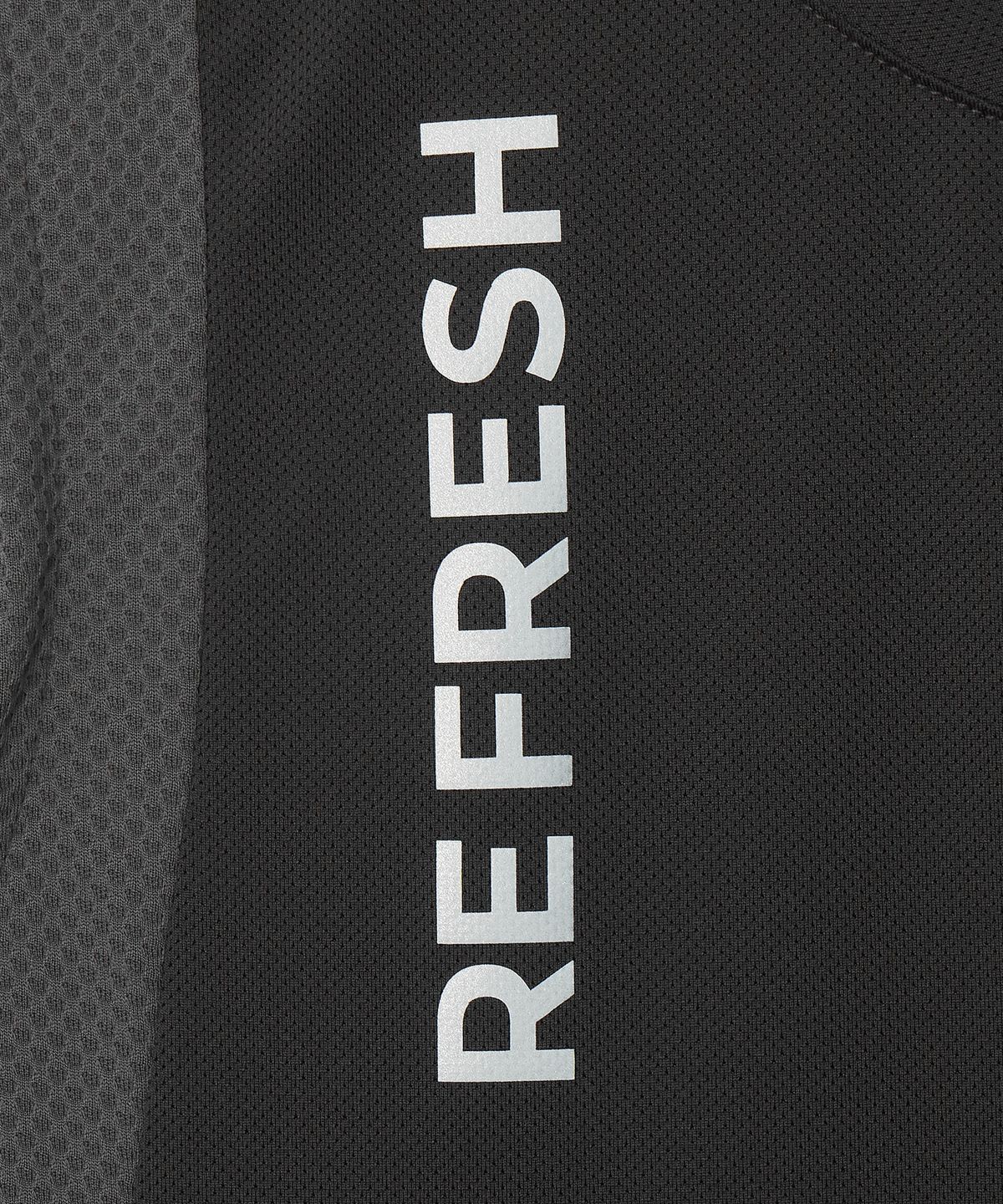 미나수(MENASOO) Refocus Mesh Sleeveless Top_Charcoal