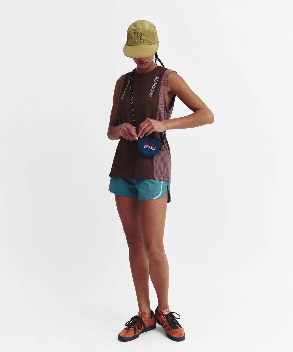 미나수(MENASOO) Refocus Mesh Sleeveless Top_Brown