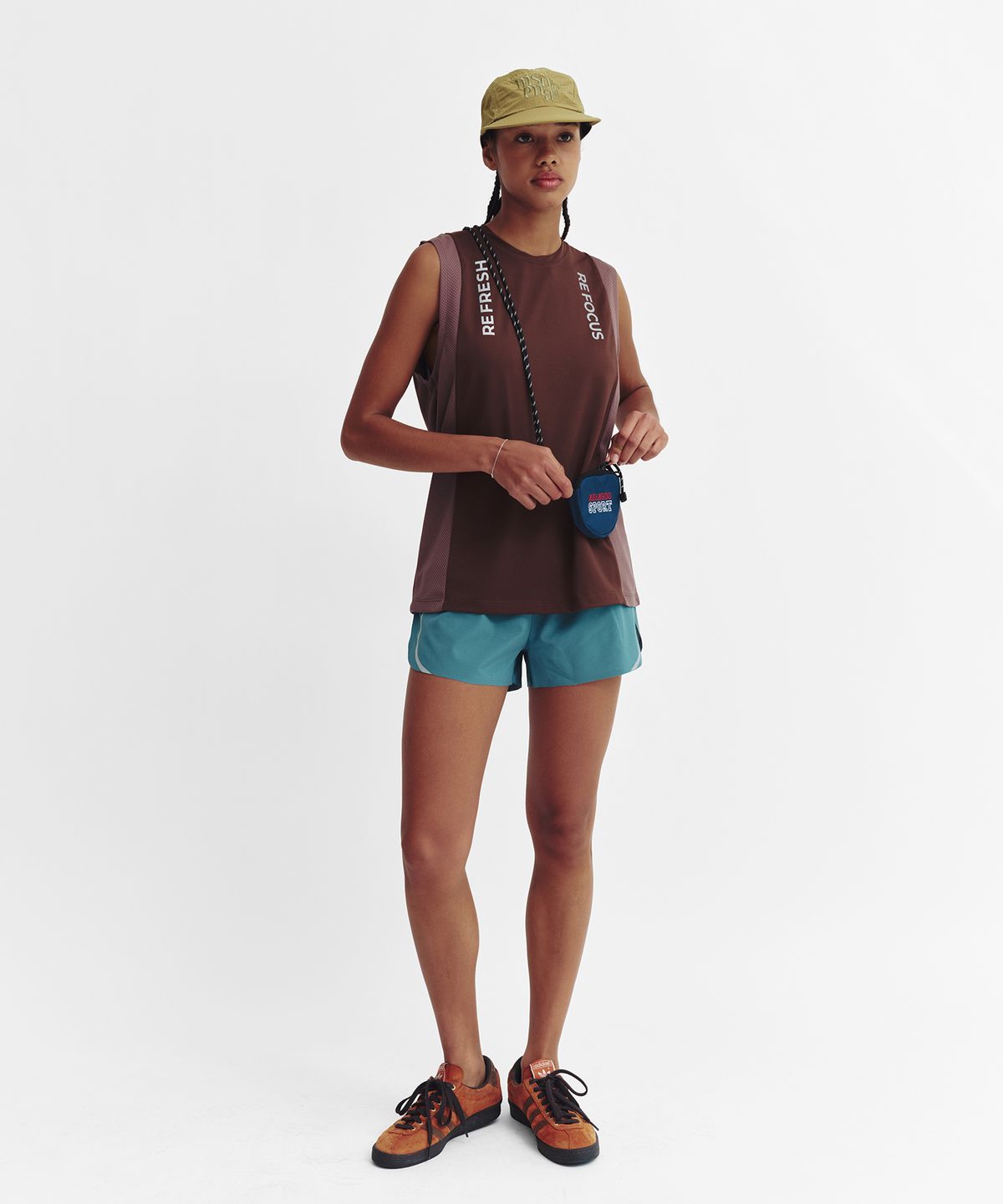 미나수(MENASOO) Refocus Mesh Sleeveless Top_Brown