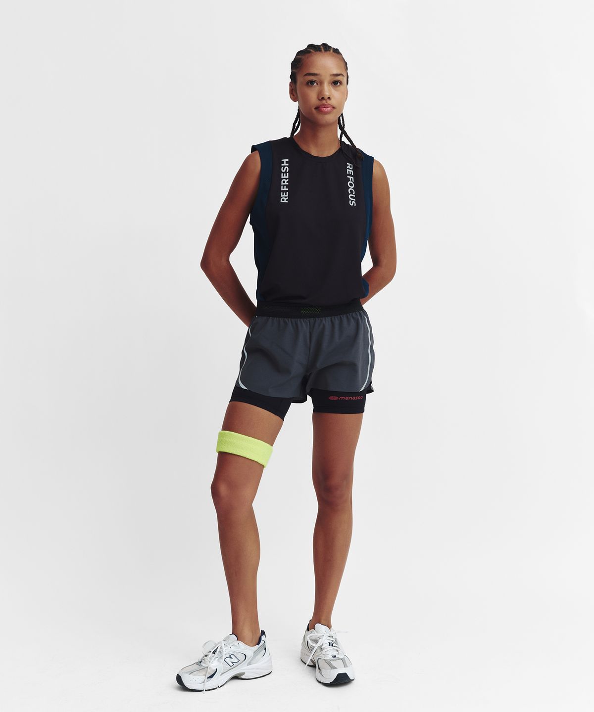 미나수(MENASOO) Refocus Mesh Sleeveless Top_Black