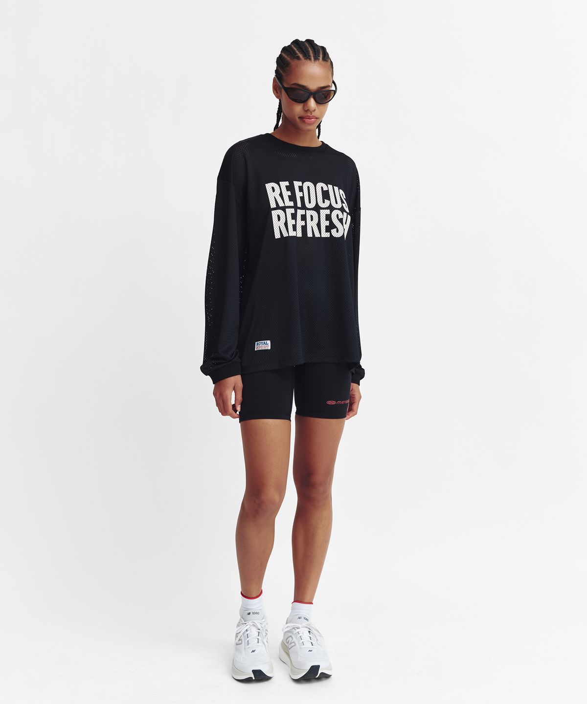 미나수(MENASOO) Refocus Mesh Round Neck T Shirt_Black