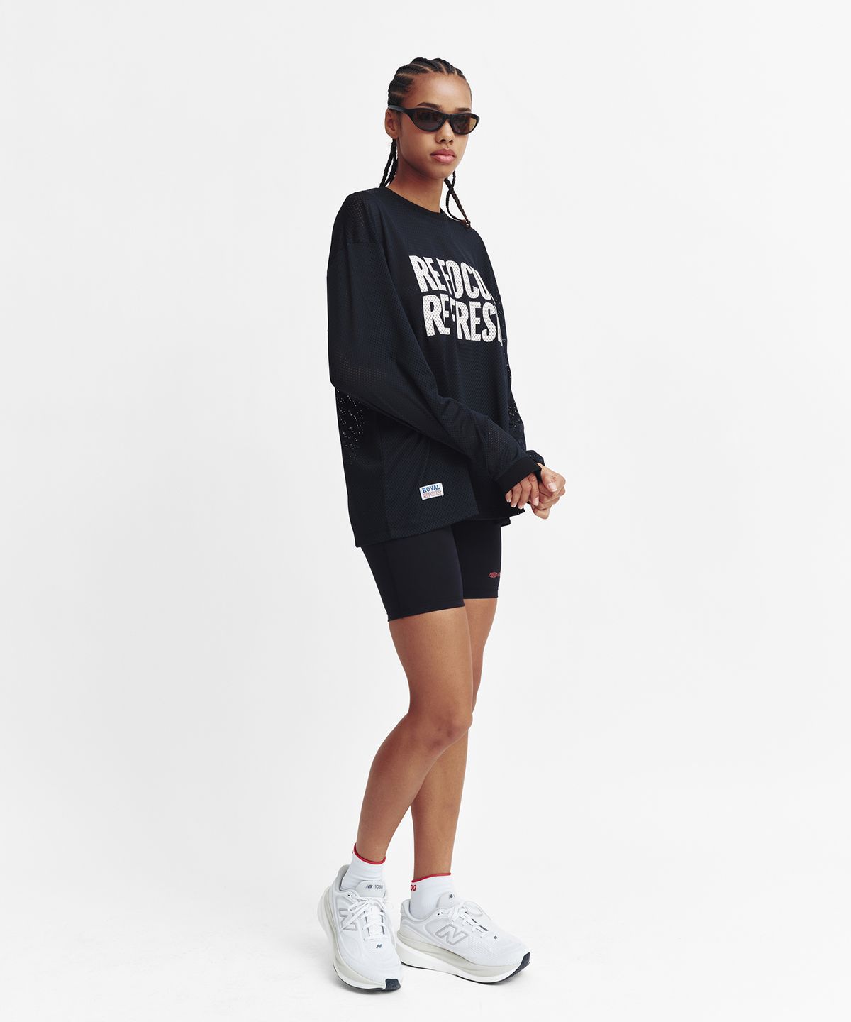 미나수(MENASOO) Refocus Mesh Round Neck T Shirt_Black