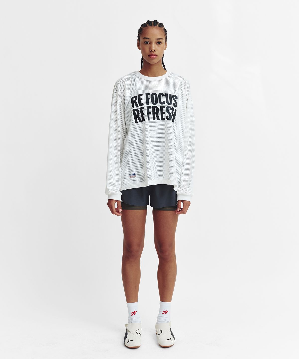 미나수(MENASOO) Refocus Mesh Round Neck T Shirt_White