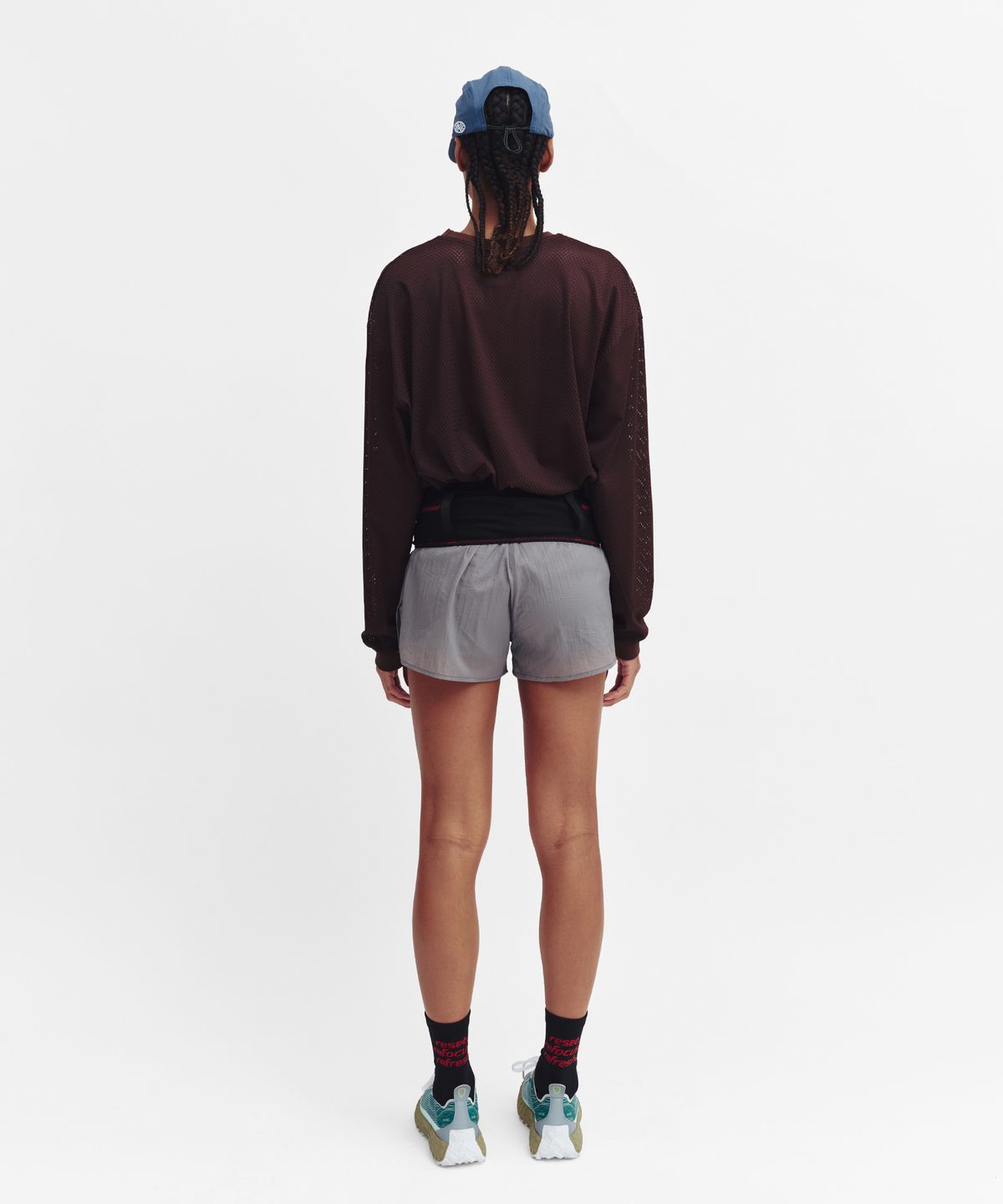 미나수(MENASOO) Refocus Mesh Round Neck T Shirt_Brown