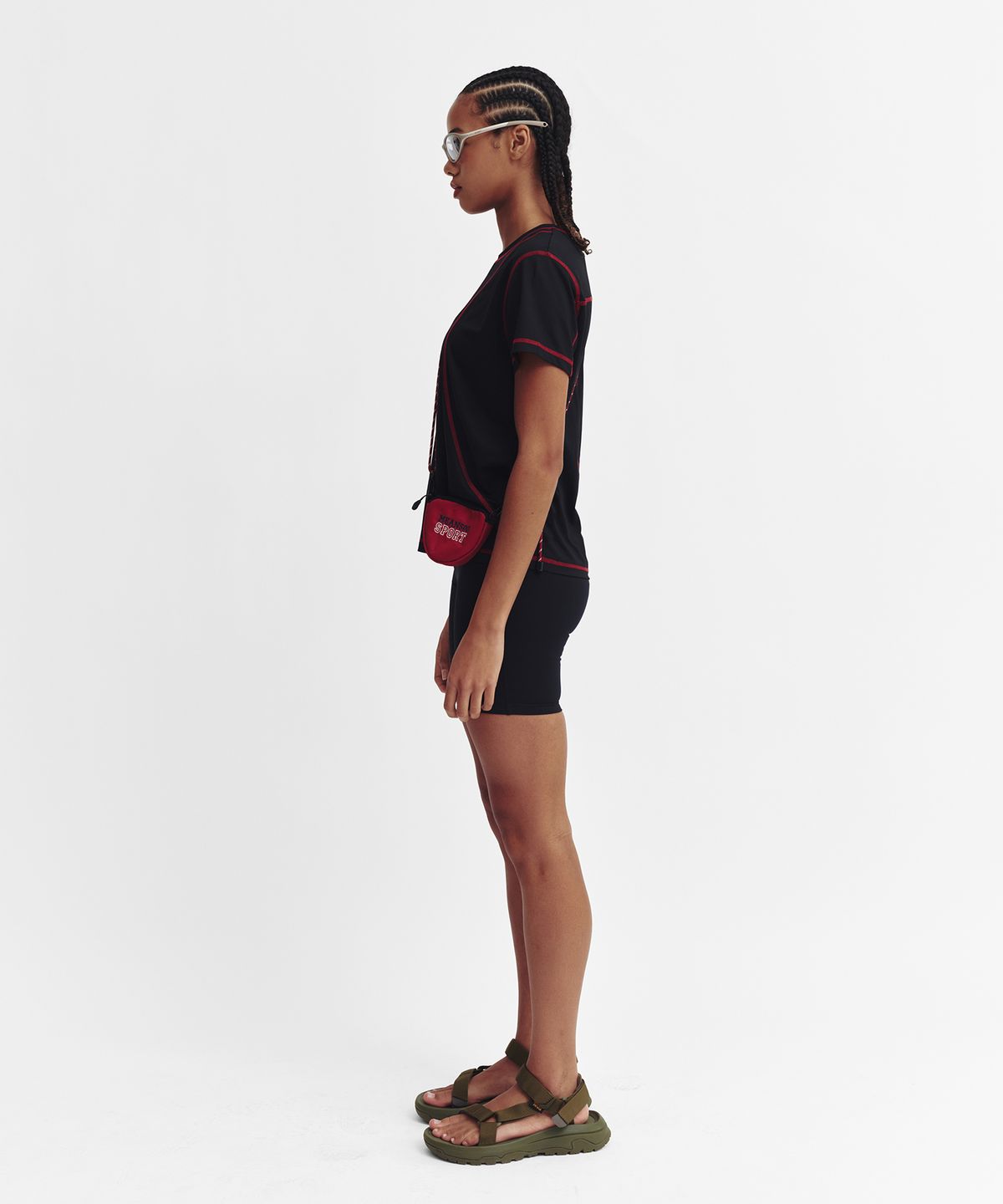 미나수(MENASOO) Sports Fit Contrast Stitch Short Sleeve T Shirt_Black