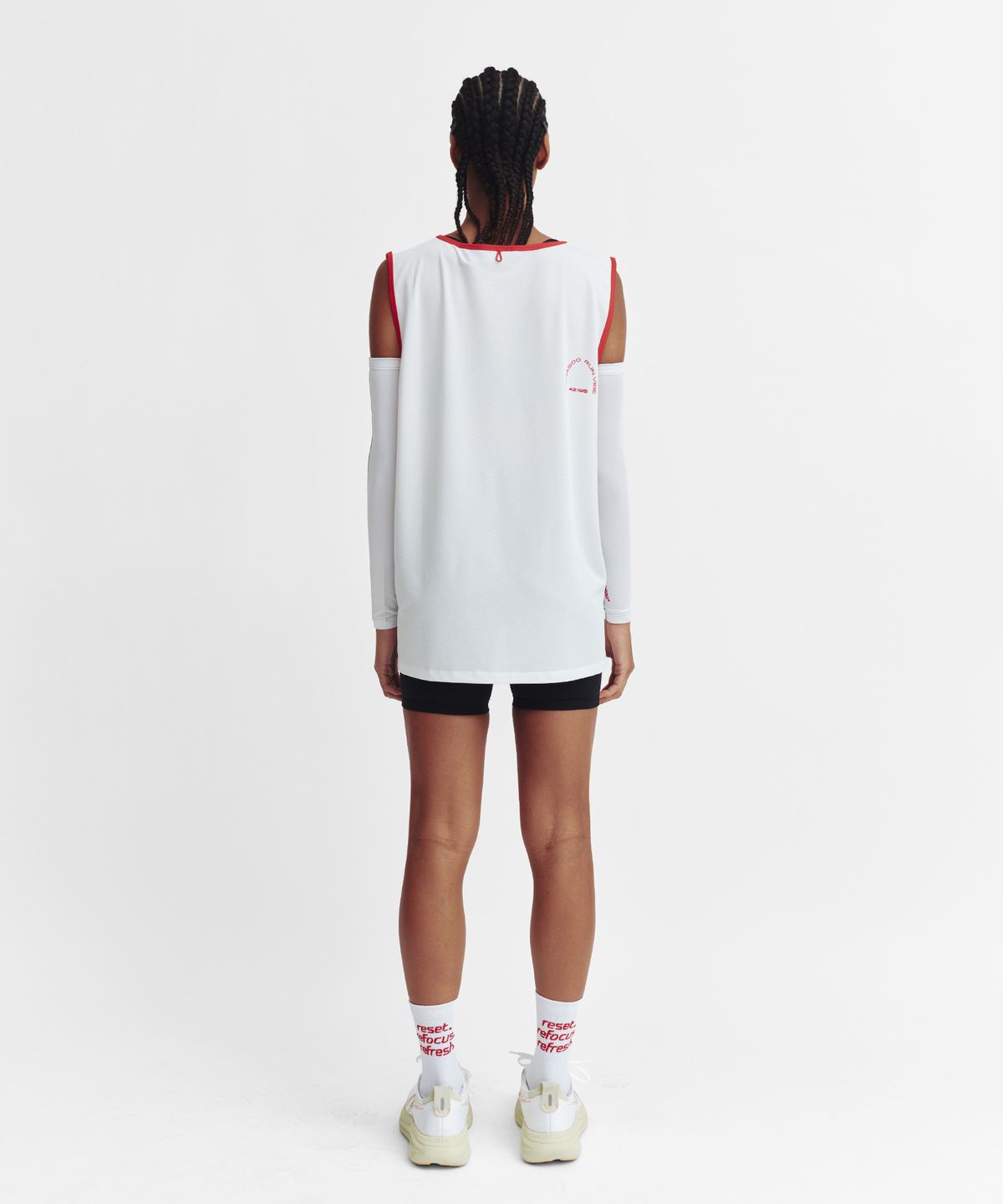 미나수(MENASOO) Air Mesh Running Arm Sleeves_White