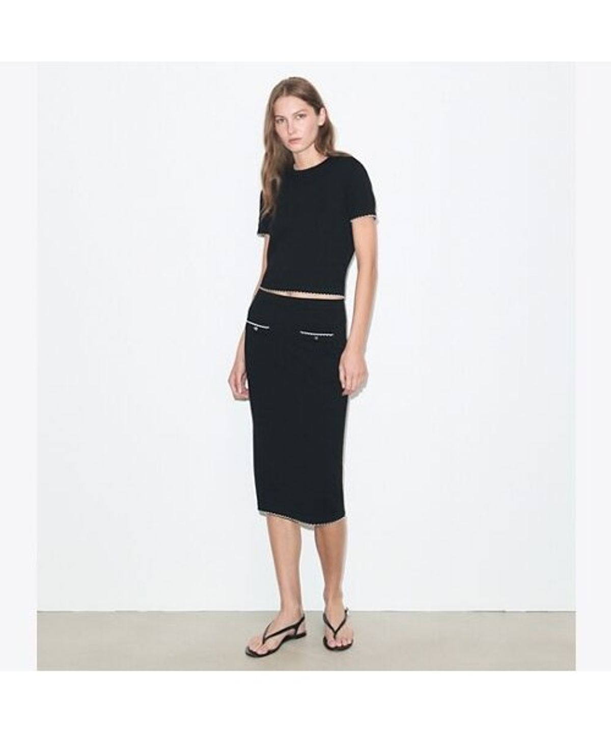 토리버치(TORYBURCH) 울 스캘럽 스커트 - 블랙 / 뉴 아이보리